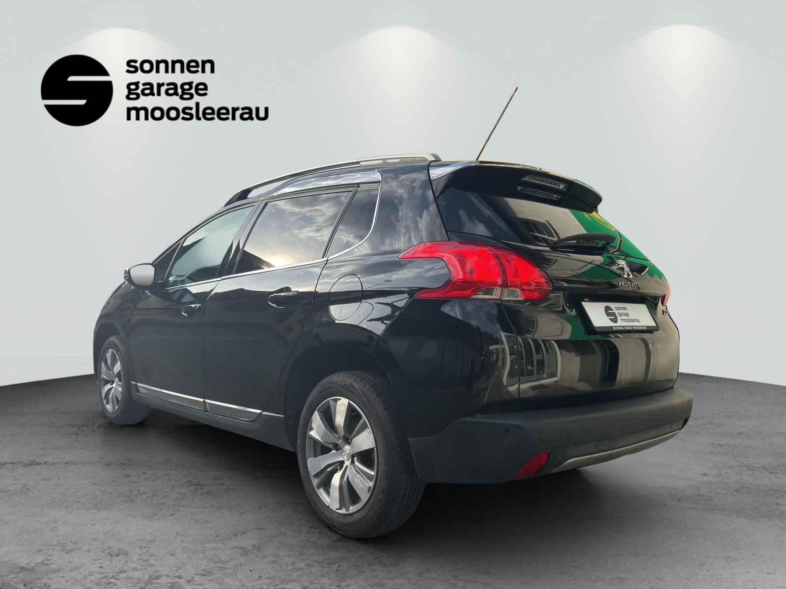 PEUGEOT 2008 1.2 VTI Style-showroom-element-2