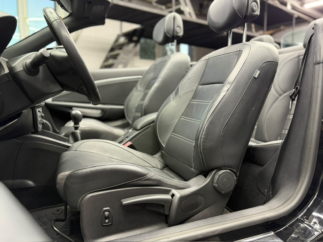 RENAULT Mégane CC 1.4 16V Turbo Dynamique | Hardtop Cabrio | Lederinterieur | CH-Auto aus 1. Hand-image-19