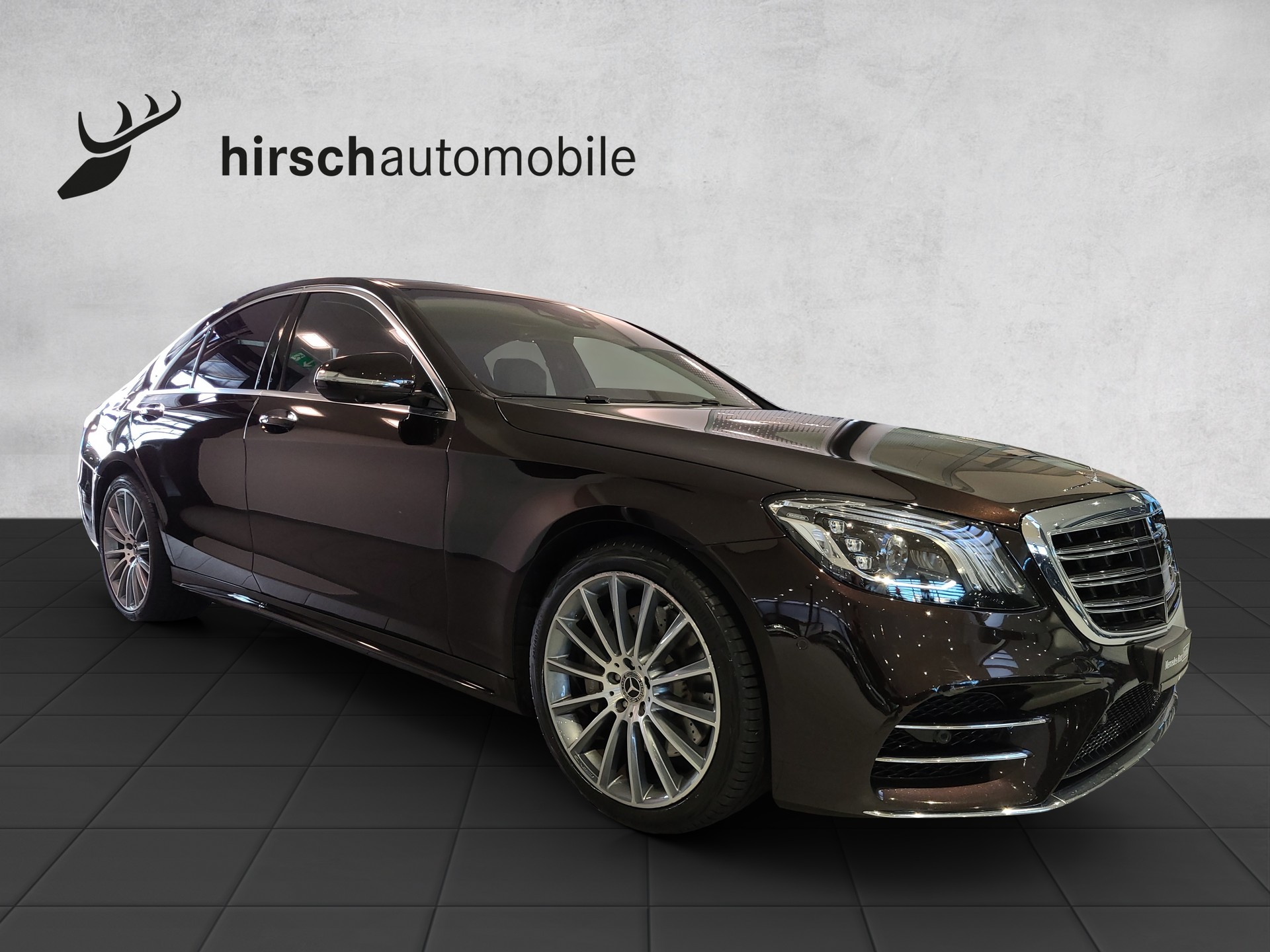 MERCEDES-BENZ S 560 V8 AMG Line 4matic-showroom-element-2