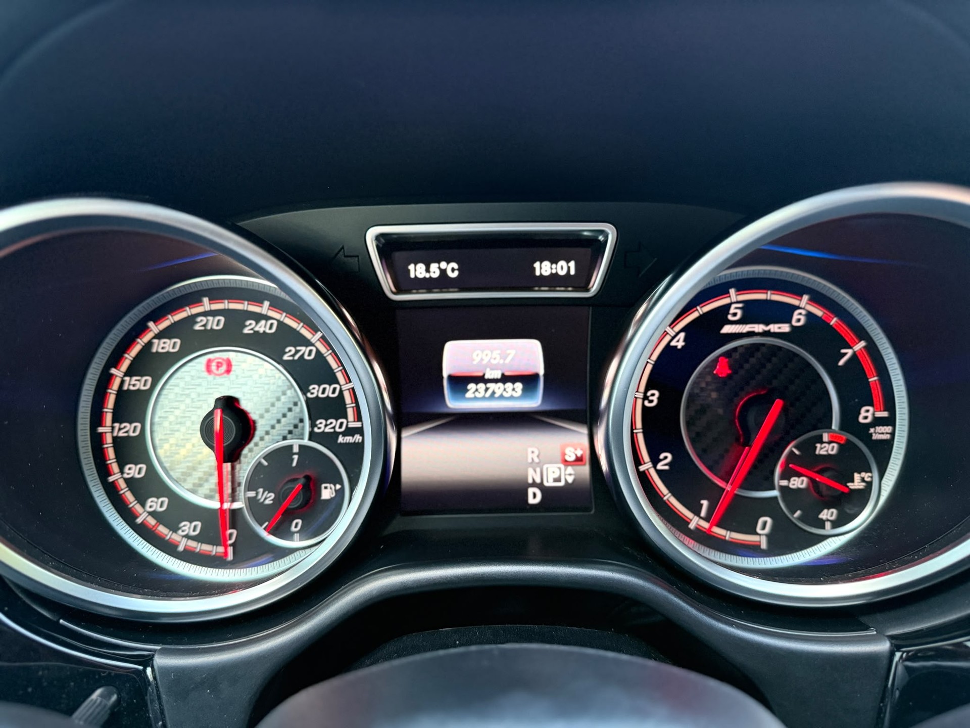 MERCEDES-BENZ GLE 63 V8 S AMG Coupé-image-15