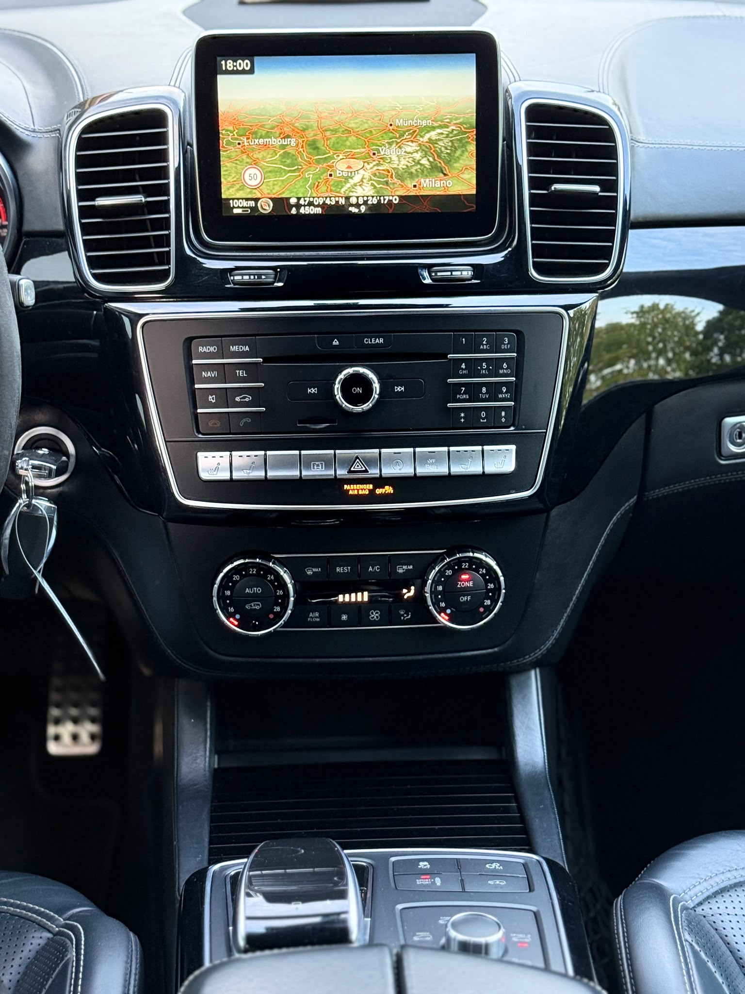 MERCEDES-BENZ GLE 63 V8 S AMG Coupé-image-12