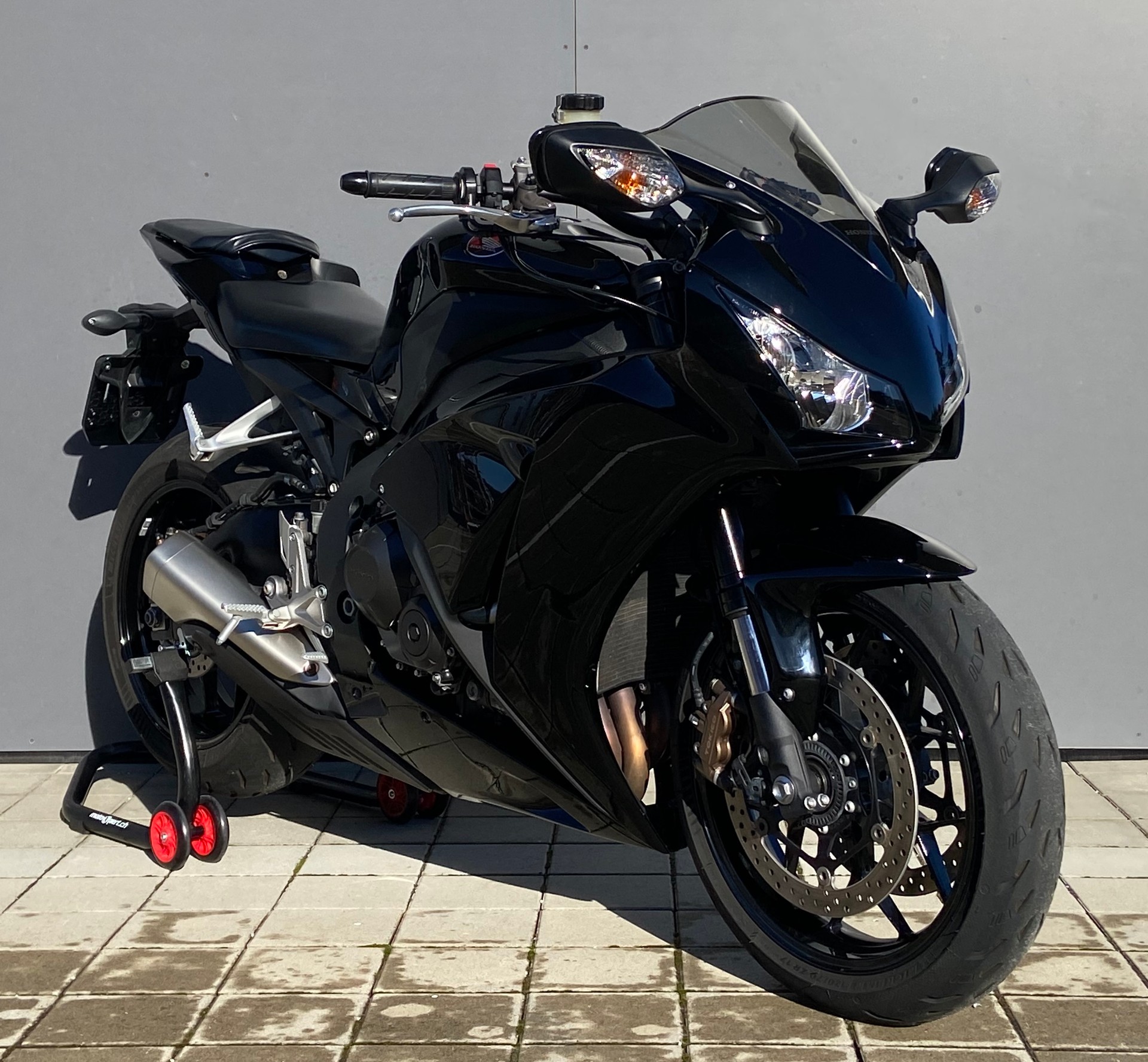 HONDA CBR 1000 RA ABS-image-1