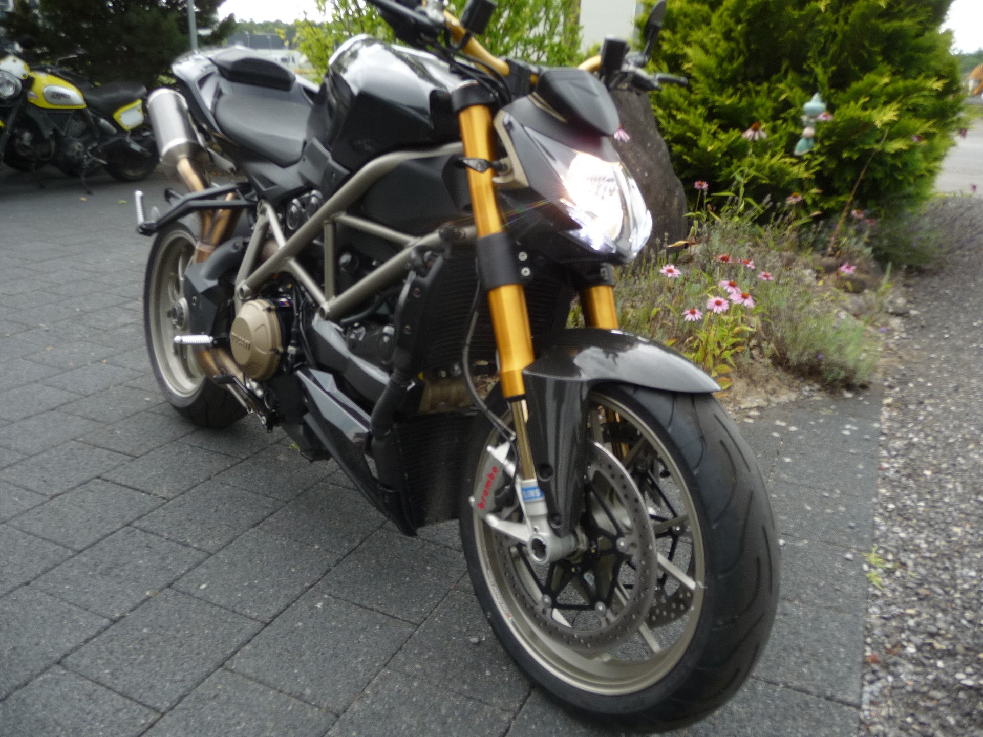 DUCATI Streetfighter 1099 S-image-0