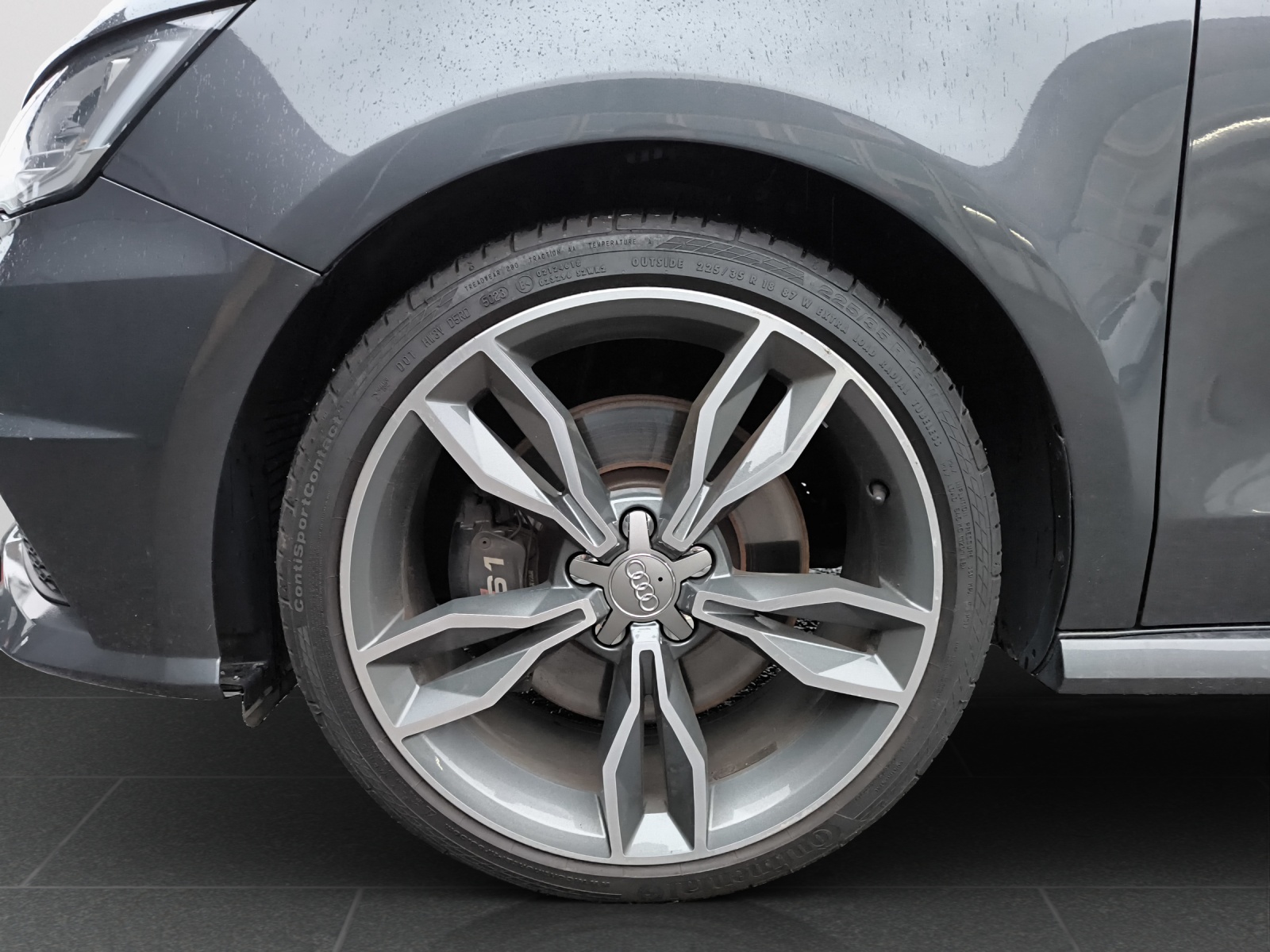 AUDI S1 Sportback 2.0 TFSI Sport quattro-image-13