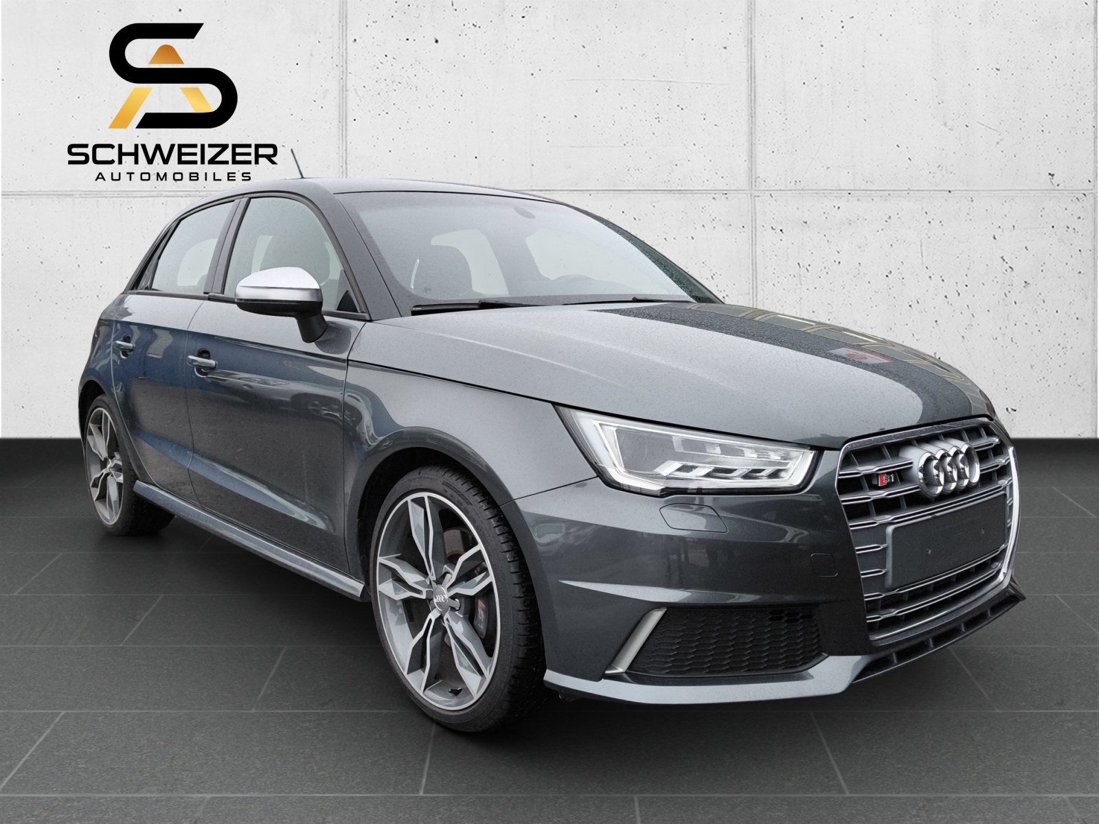 AUDI S1 Sportback 2.0 TFSI Sport quattro-showroom-element-1