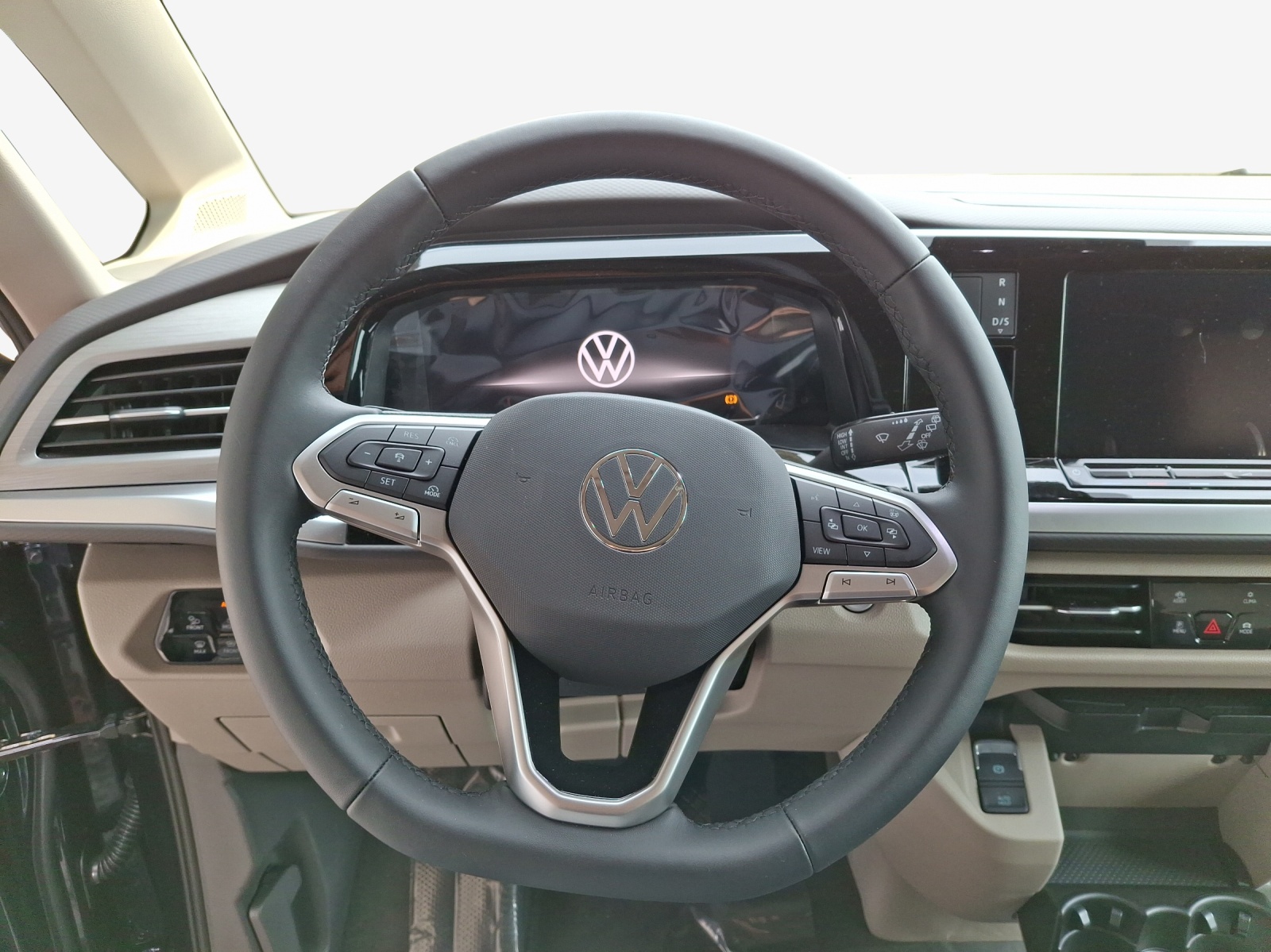 VW California eHybrid Ocean 4Motion-image-9