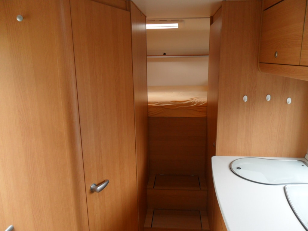 WEINSBERG Scout Renault Master 2.5 CDI, 120 PS-image-4
