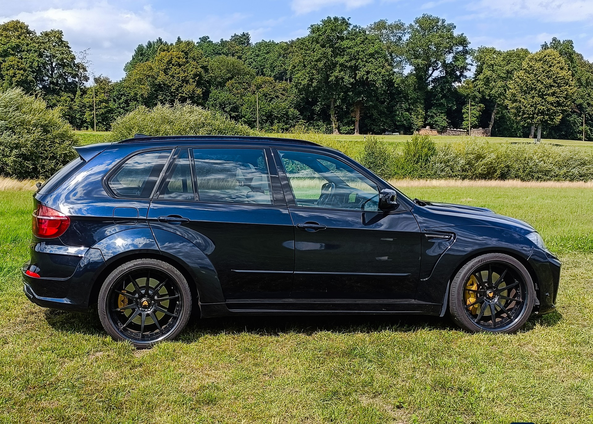 BMW X5 xDrive M G Power-image-2