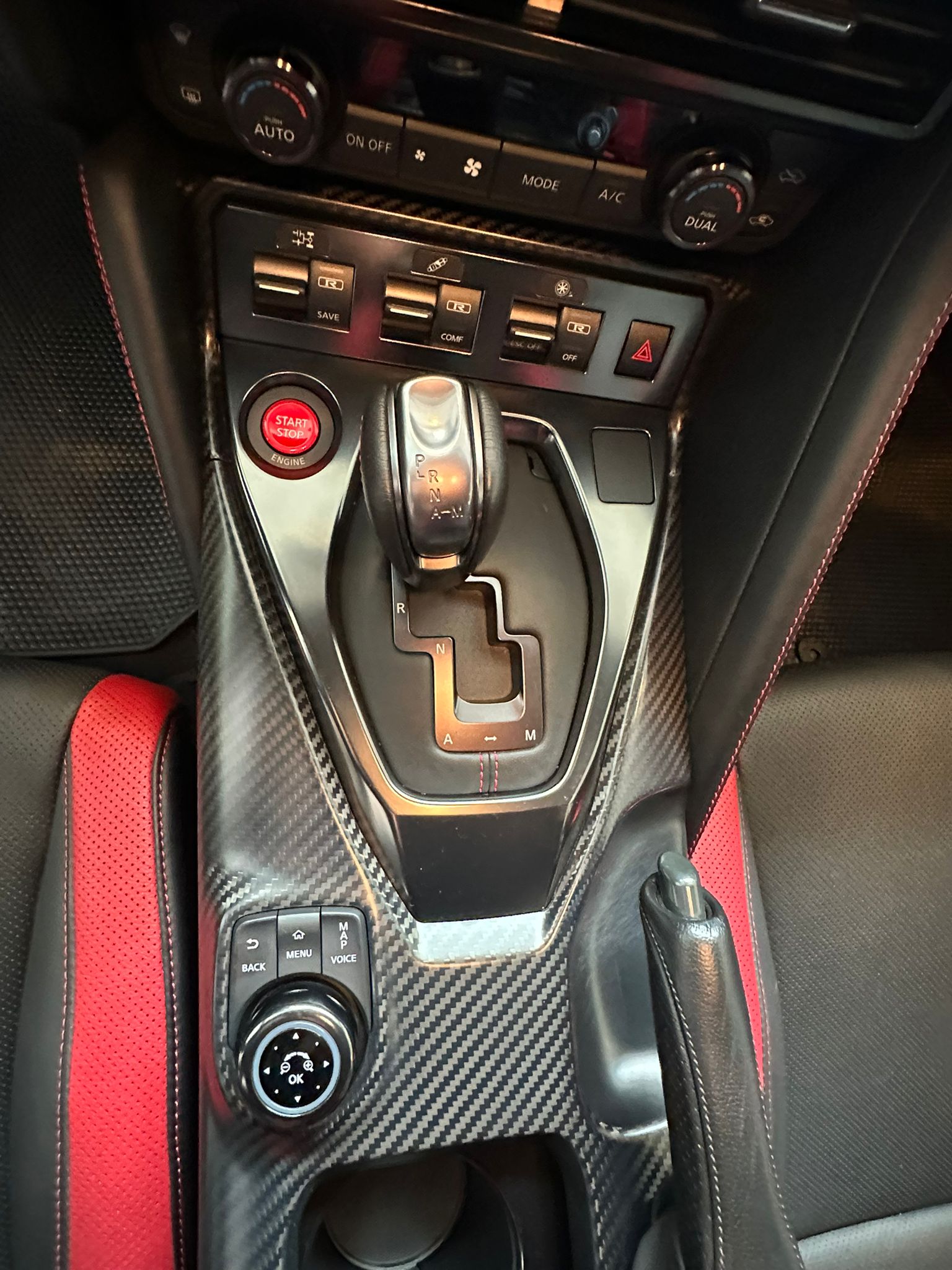 NISSAN GT-R 3.8 V6 Biturbo Presitge Edition-image-14