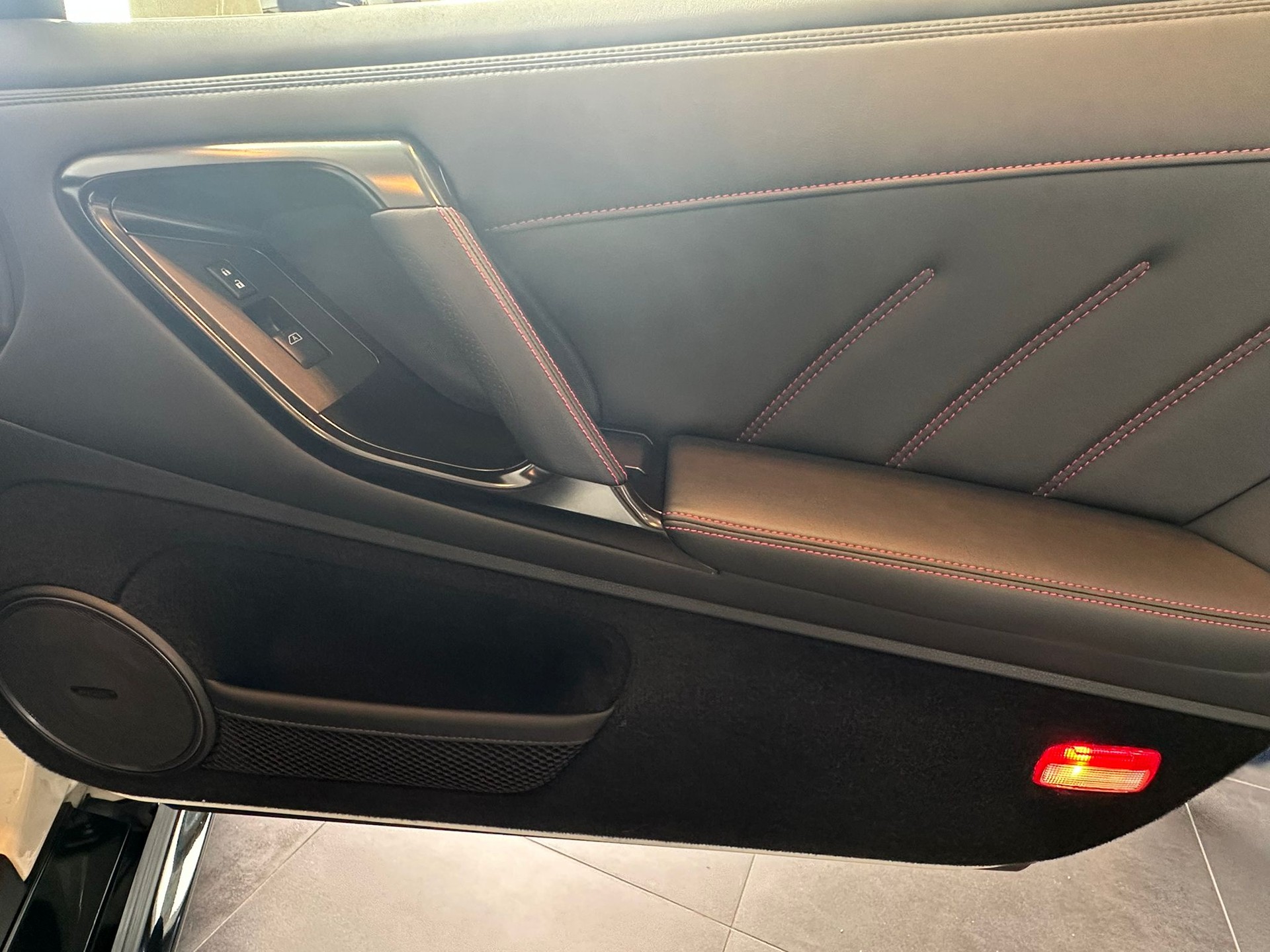 NISSAN GT-R 3.8 V6 Biturbo Presitge Edition-image-16