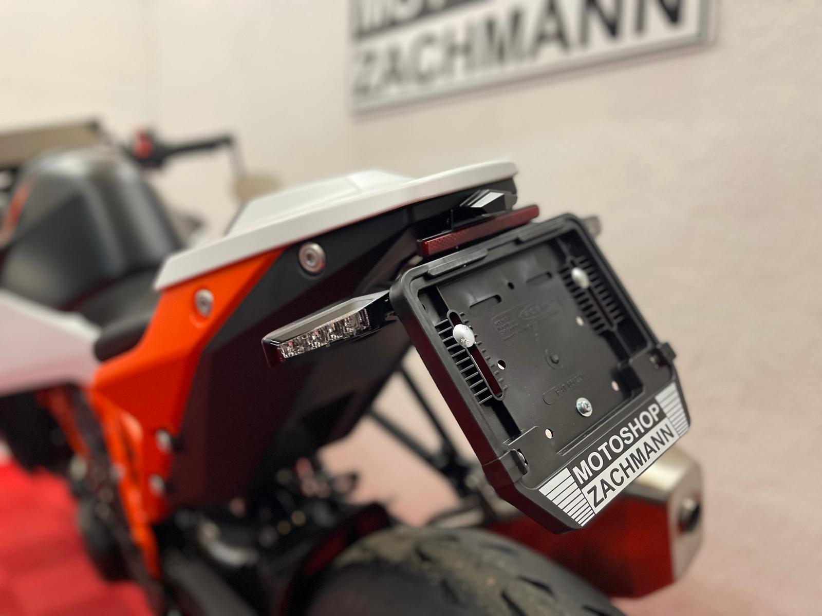 KTM 990 Duke R 2026-image-4