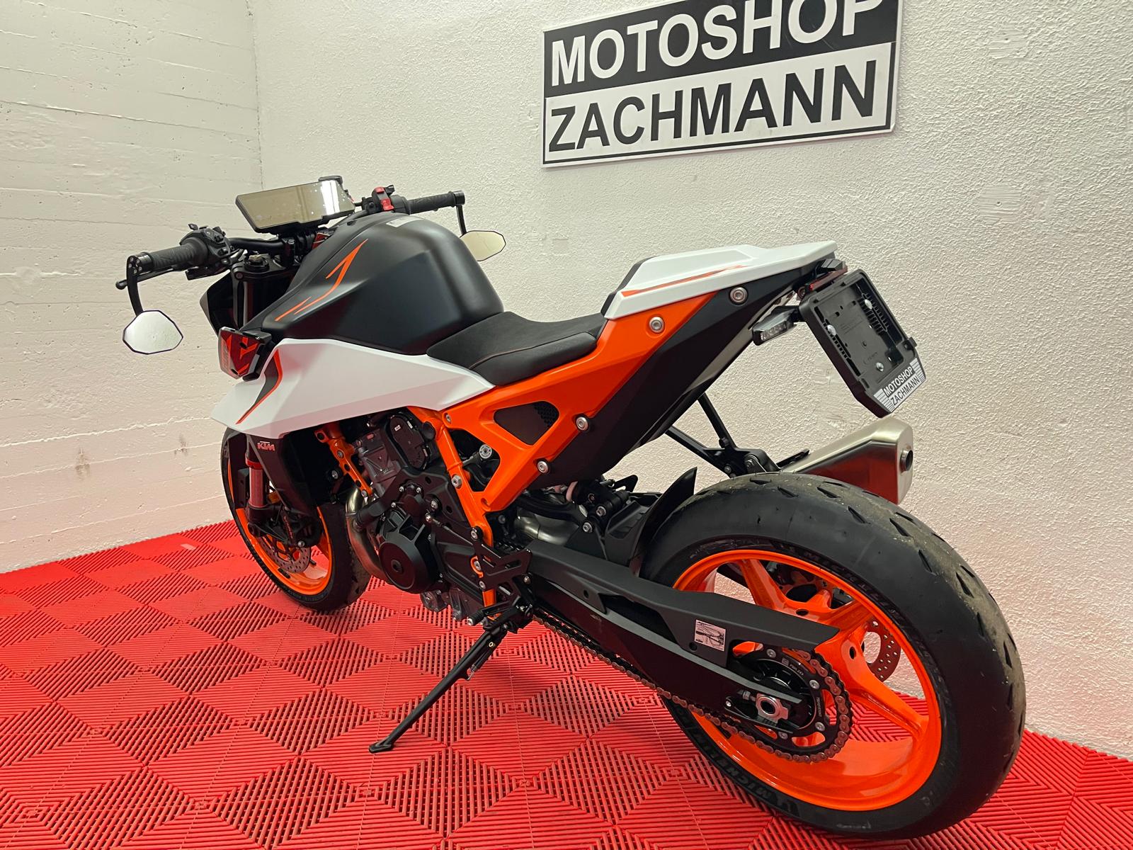 KTM 990 Duke R 2026-image-8