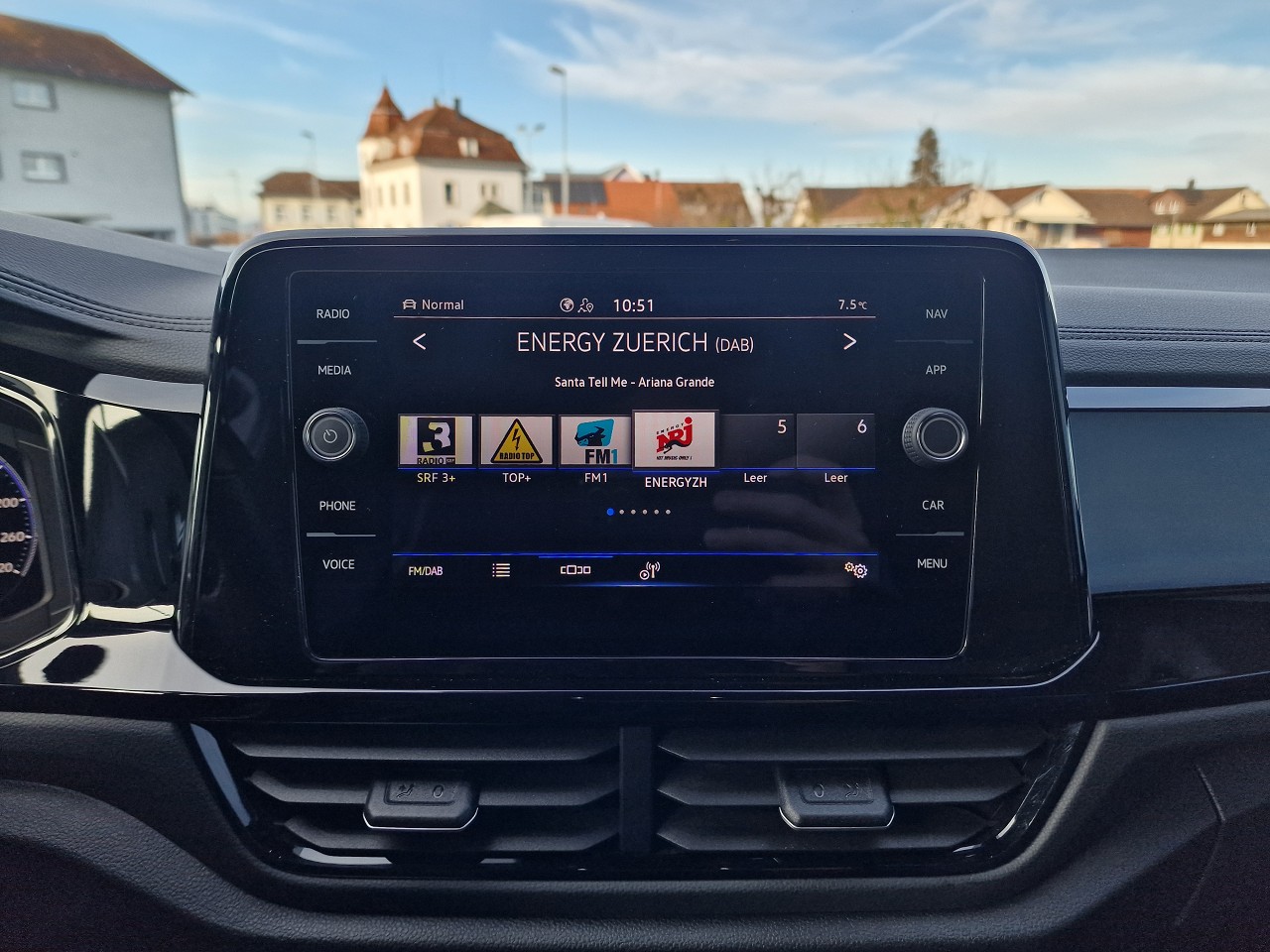 VW T-Roc 2.0 TSI R DSG 4Motion-image-18