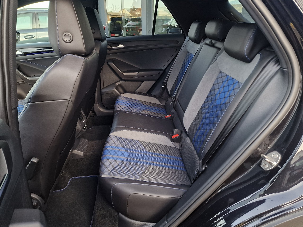 VW T-Roc 2.0 TSI R DSG 4Motion-image-11