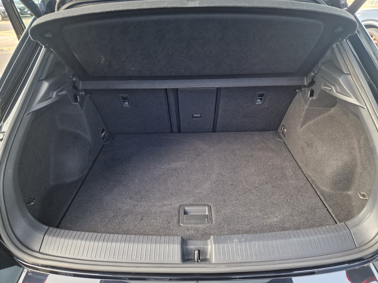 VW T-Roc 2.0 TSI R DSG 4Motion-image-27