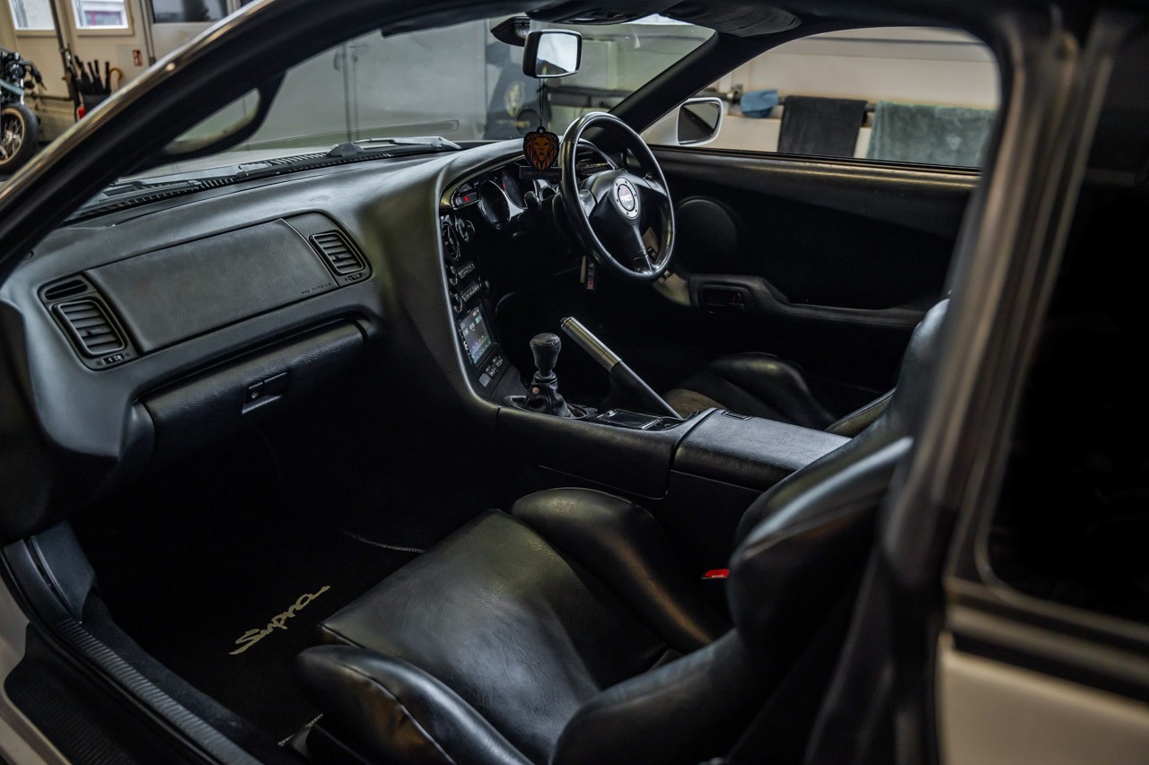 TOYOTA Supra 3.0i TwinTurbo-image-16