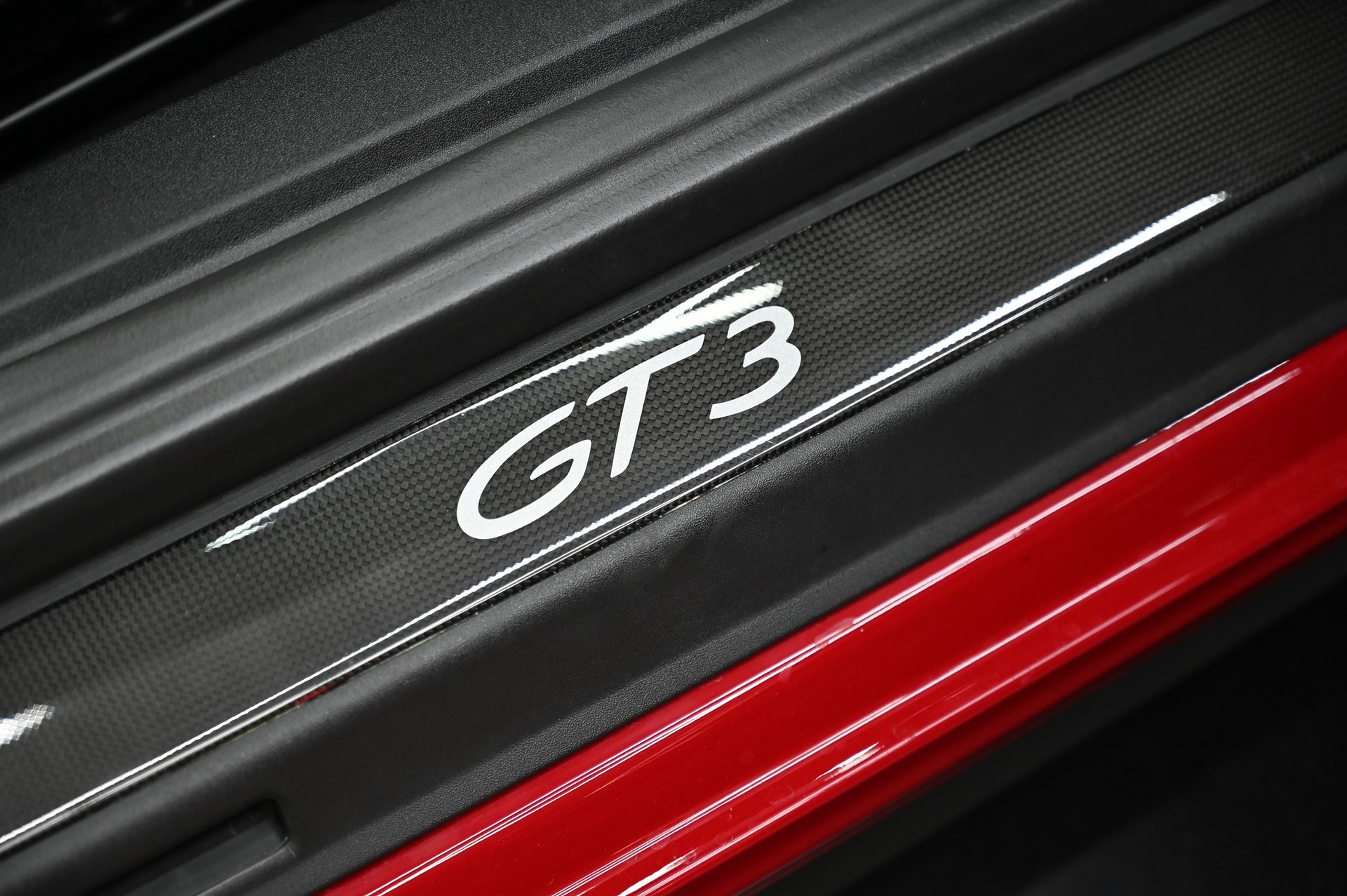 PORSCHE 911 GT3 Touring-image-17