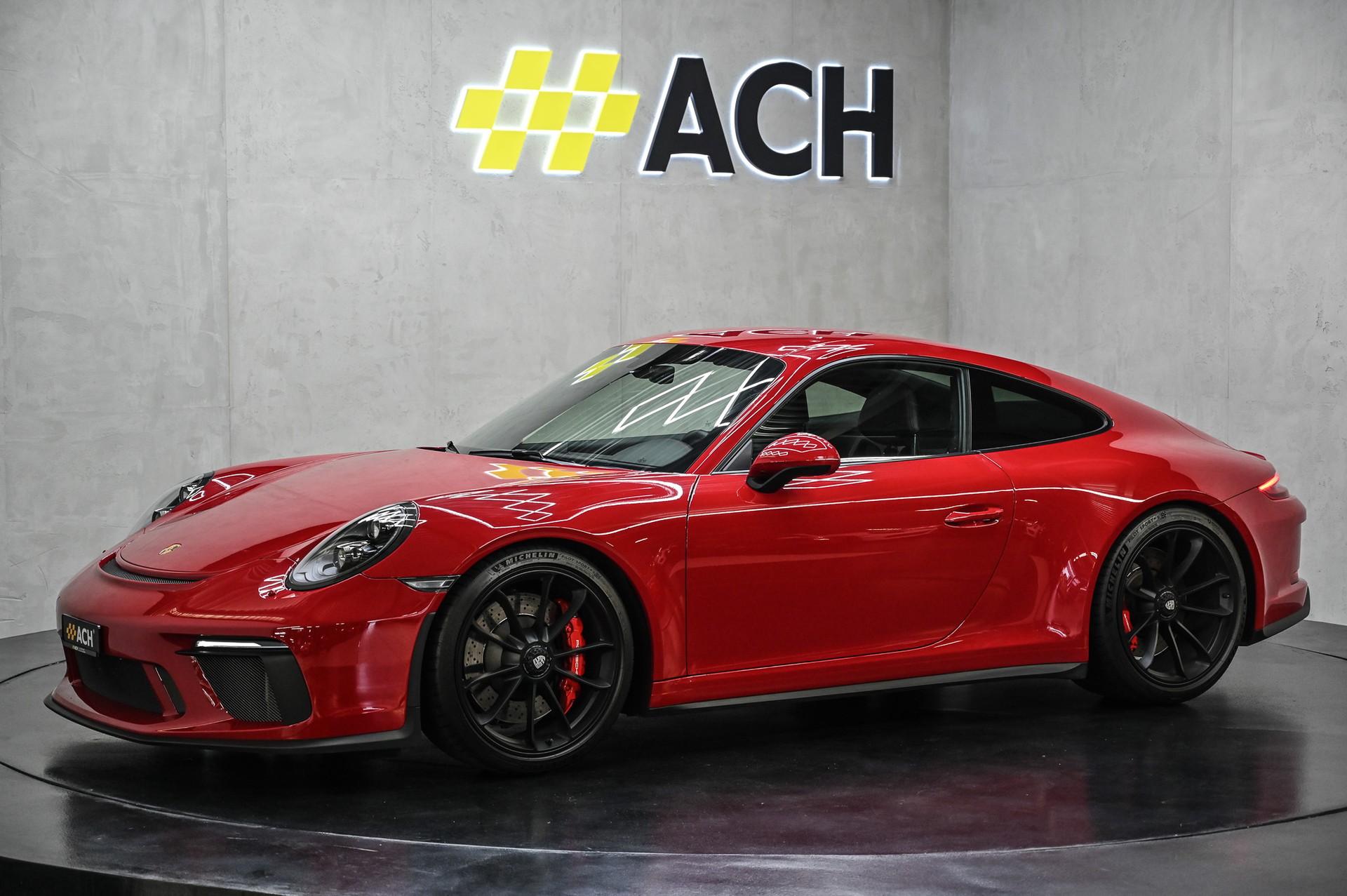 PORSCHE 911 GT3 Touring-showroom-element-3