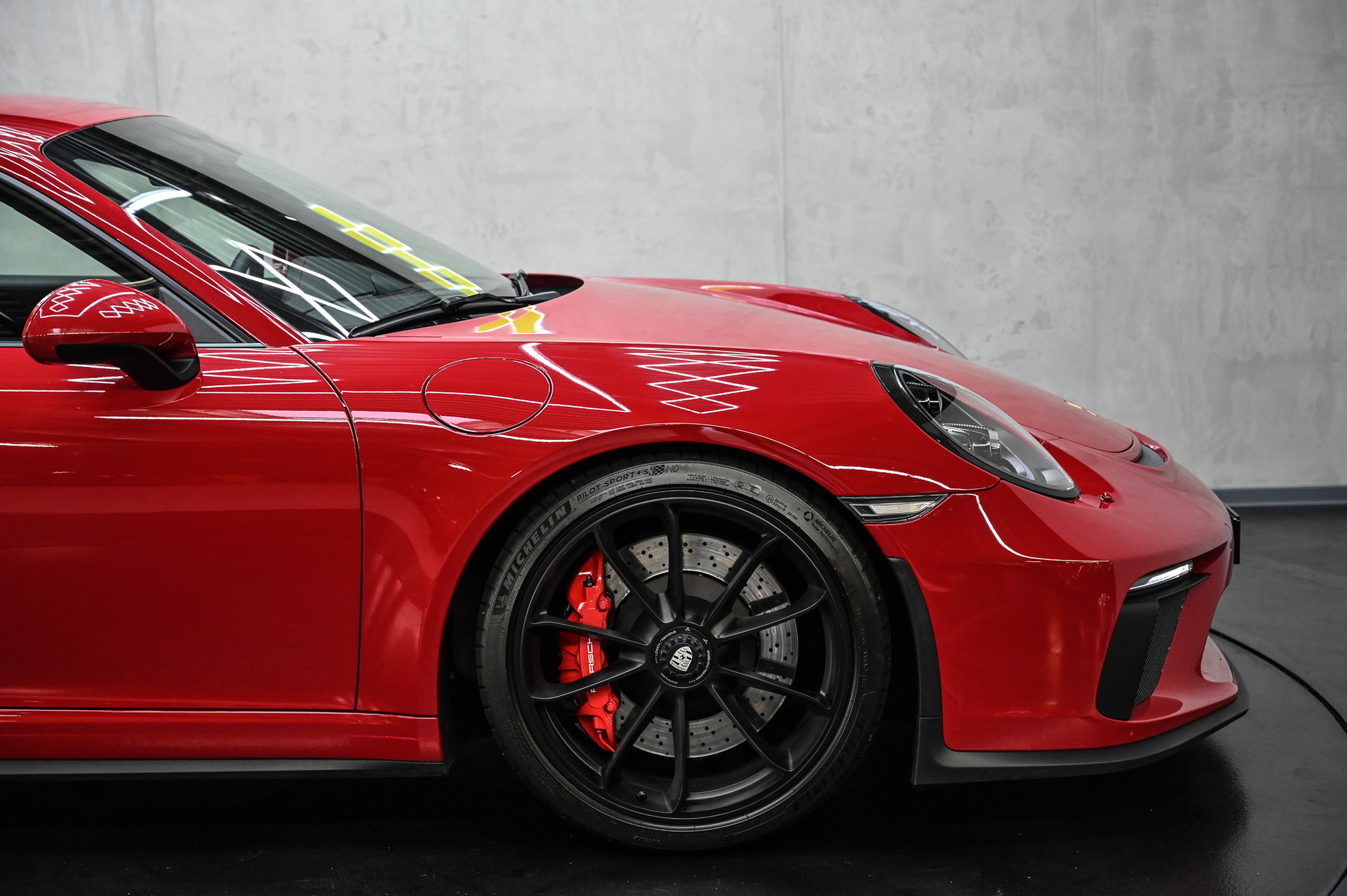 PORSCHE 911 GT3 Touring-image-12