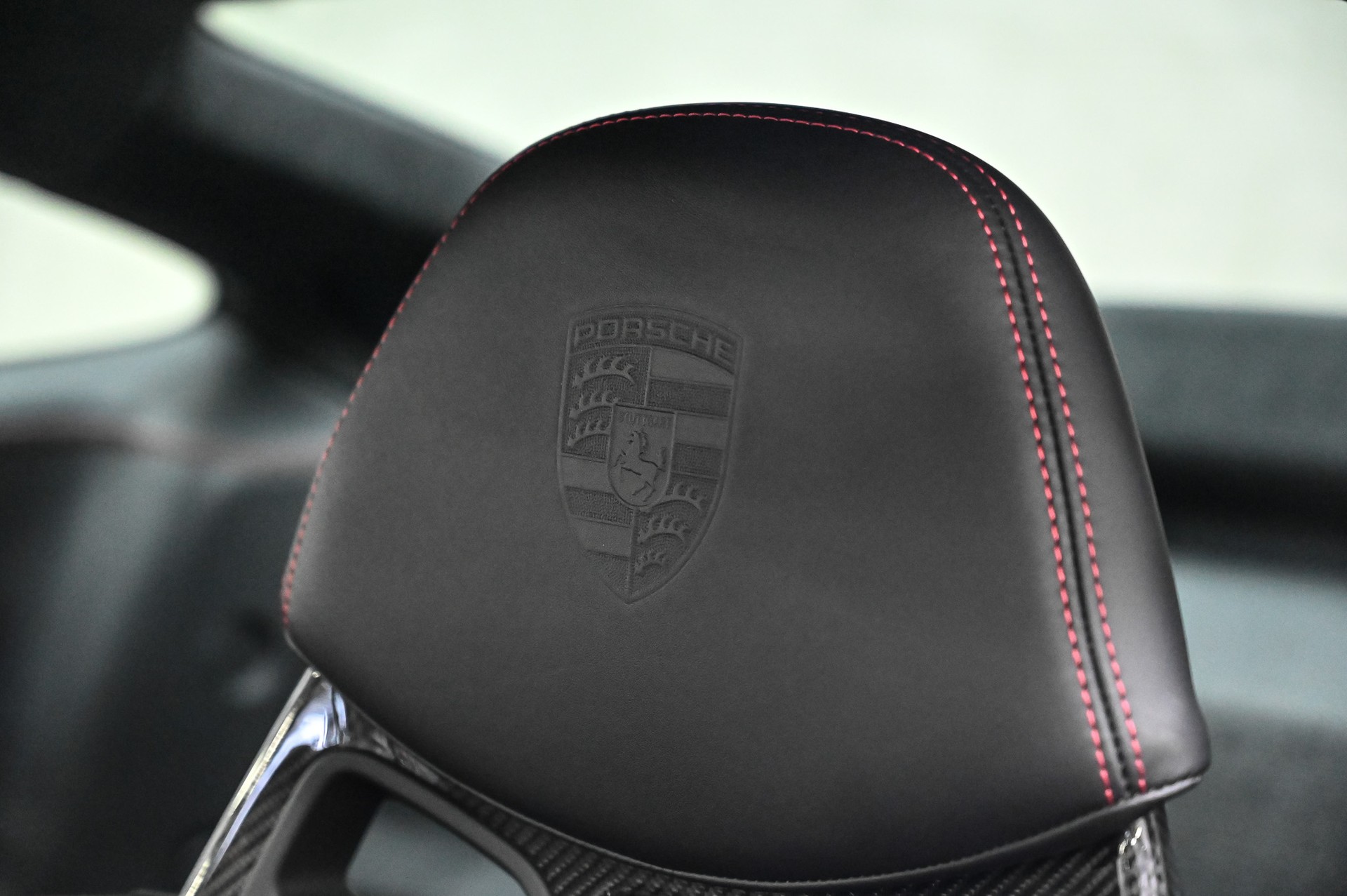 PORSCHE 911 GT3 Touring-image-24