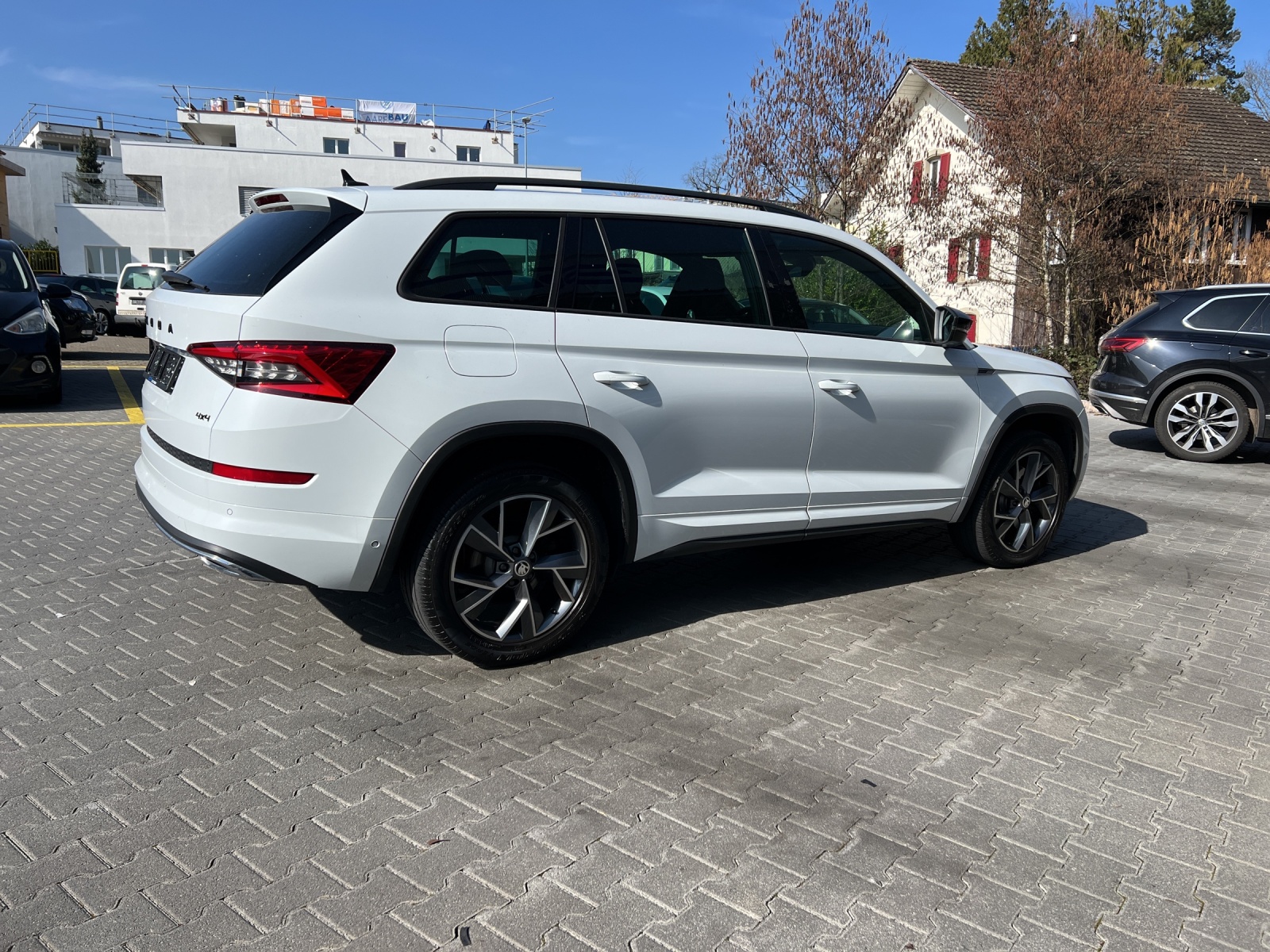 SKODA Kodiaq 2.0 TDI SCR SportLine 4x4 DSG-showroom-element-3