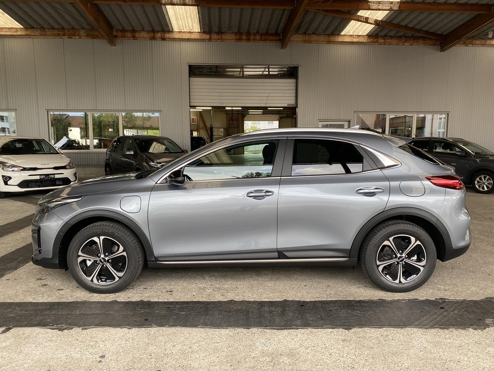 KIA XCeed 1.6 GDi Plug-in Hybrid Style-showroom-element-1