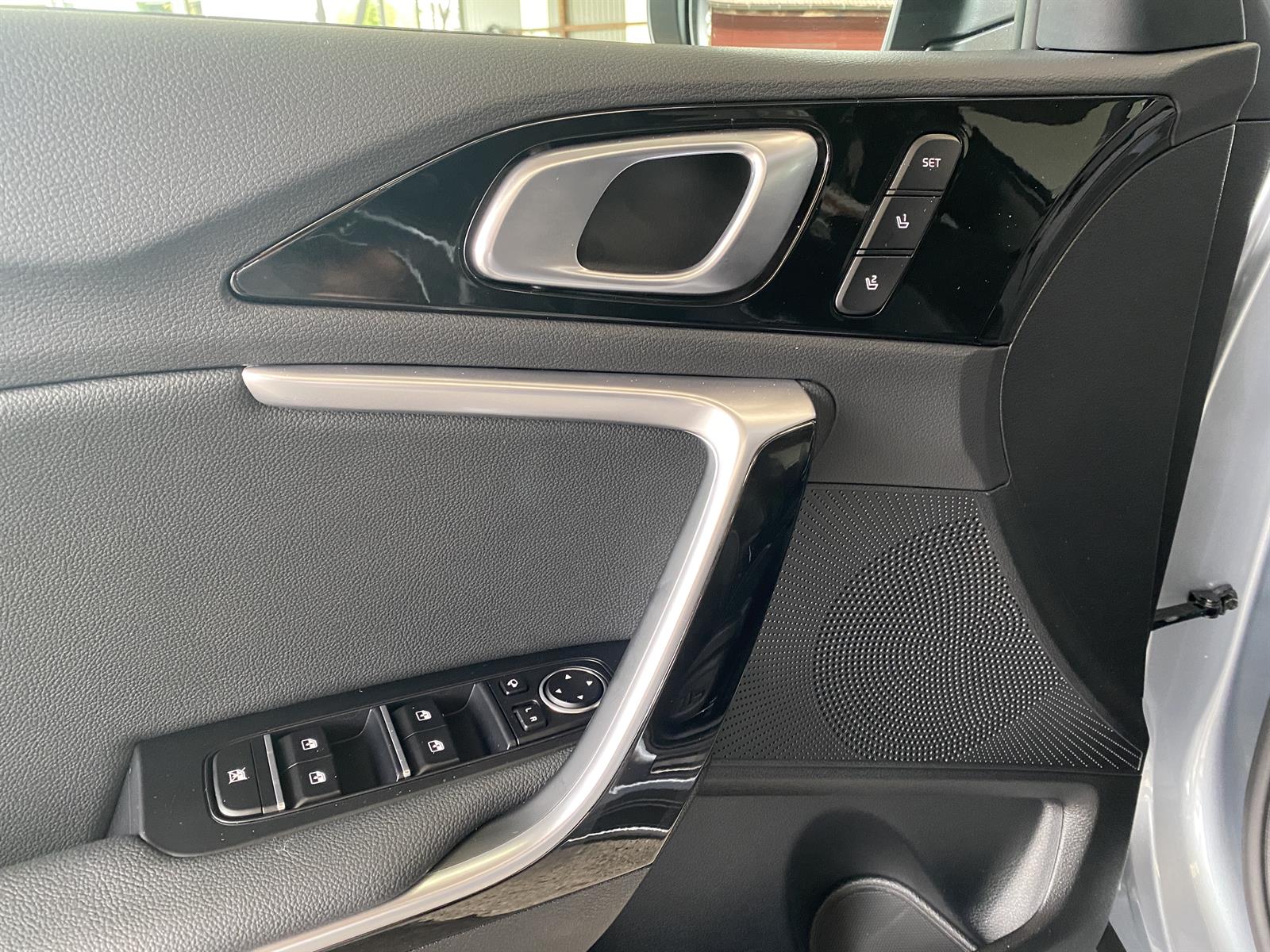 KIA XCeed 1.6 GDi Plug-in Hybrid Style-image-8