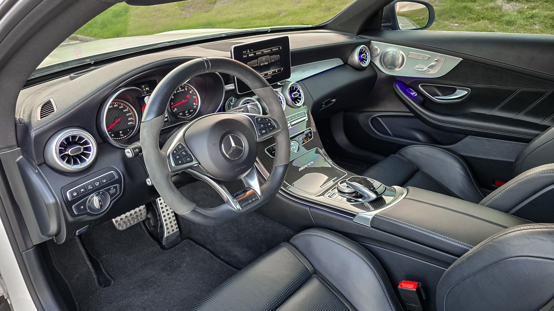 MERCEDES-BENZ C 63 S AMG Speedshift-image-6