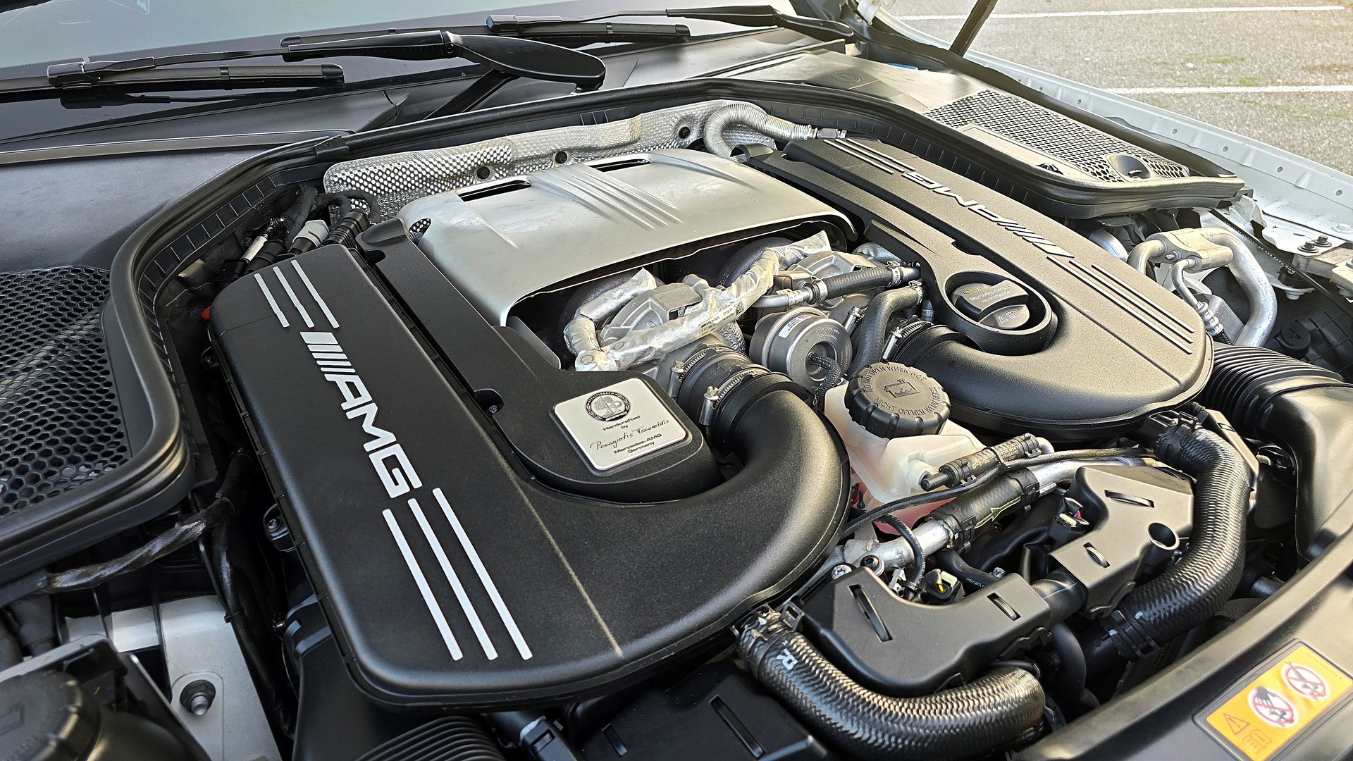 MERCEDES-BENZ C 63 S AMG Speedshift-image-17