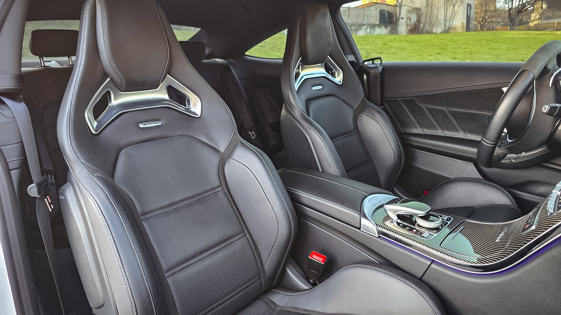 MERCEDES-BENZ C 63 S AMG Speedshift-image-10