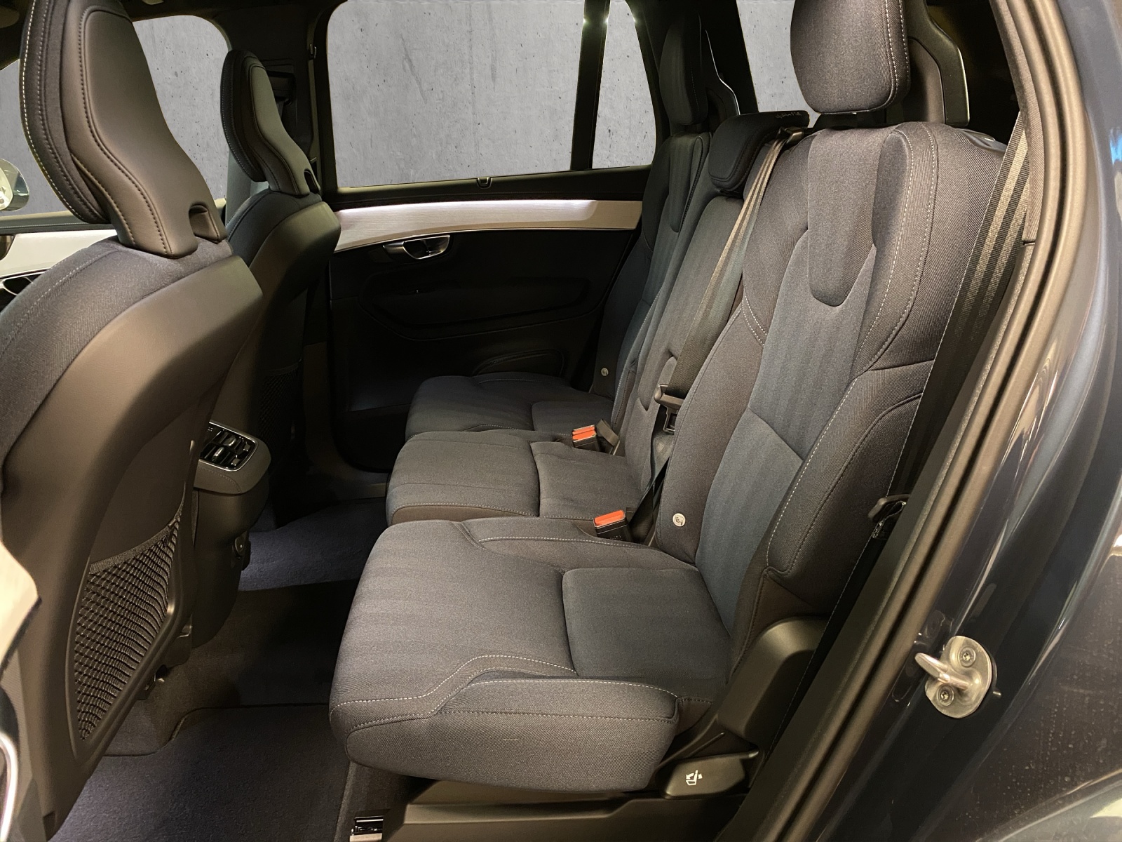 VOLVO XC90 B5 Benzin Mild Hybrid AWD Plus Bright Geartronic-image-12