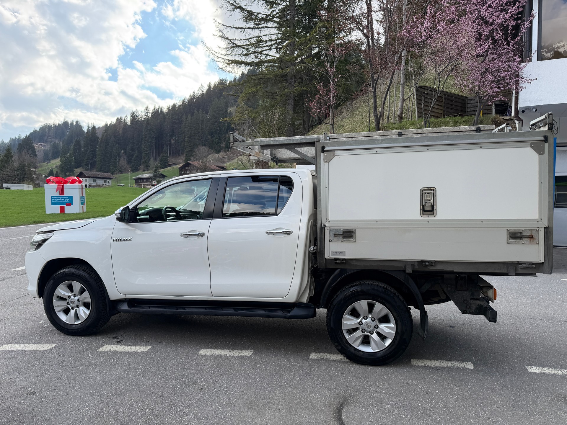 TOYOTA Hilux 2.4-4D Sol Premium Double Cab 4x4 A-image-7