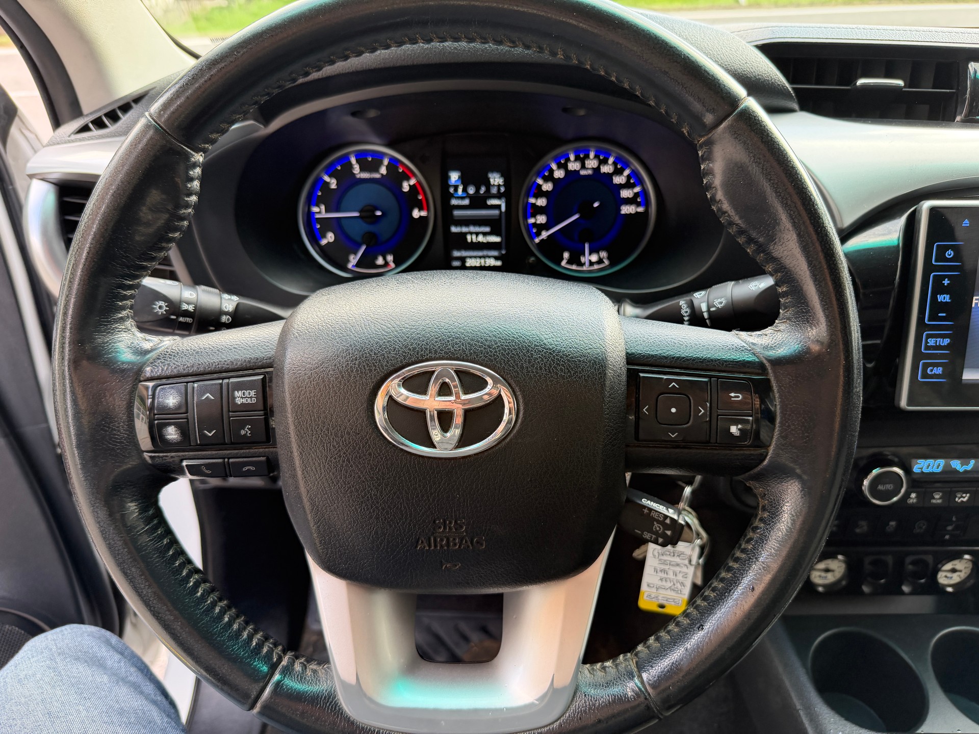 TOYOTA Hilux 2.4-4D Sol Premium Double Cab 4x4 A-image-16