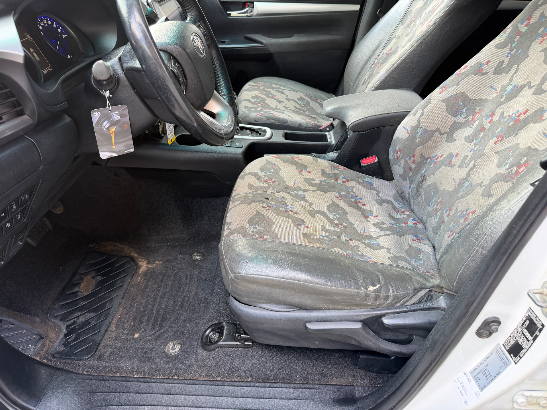 TOYOTA Hilux 2.4-4D Sol Premium Double Cab 4x4 A-image-14