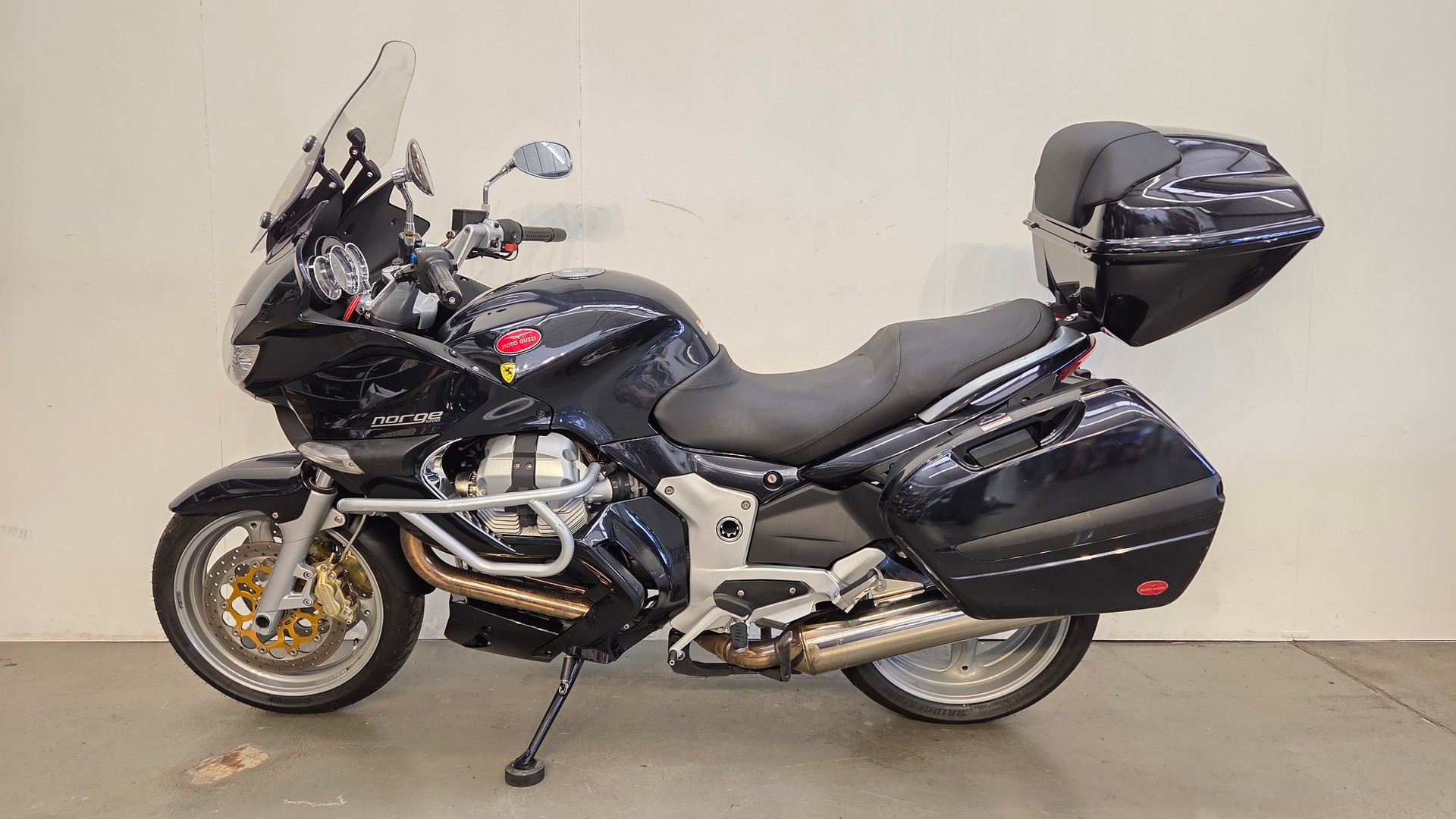 MOTO GUZZI Norge 1200 GT ABS-showroom-element-1