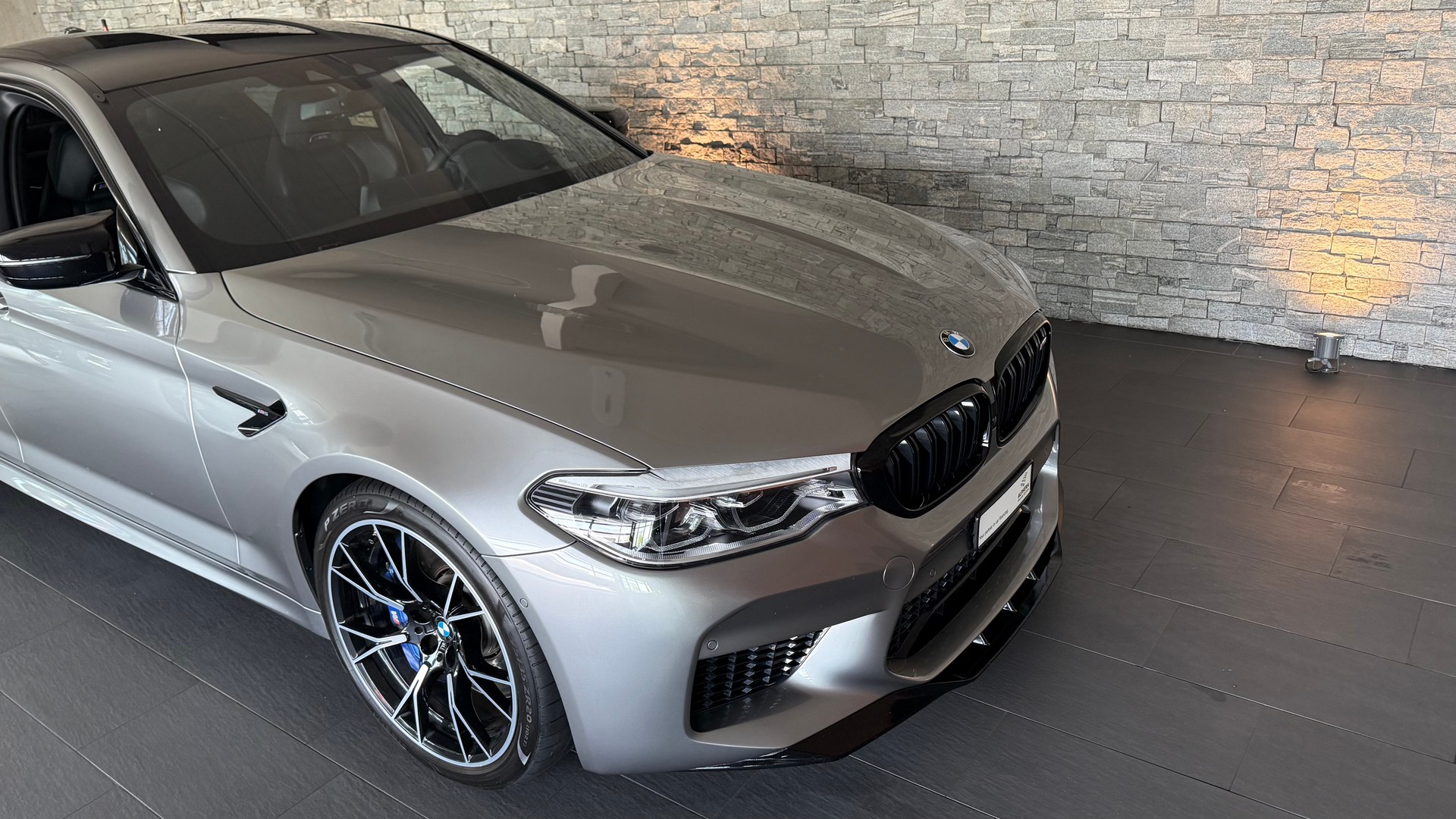 BMW M5 xDrive Competition-image-11