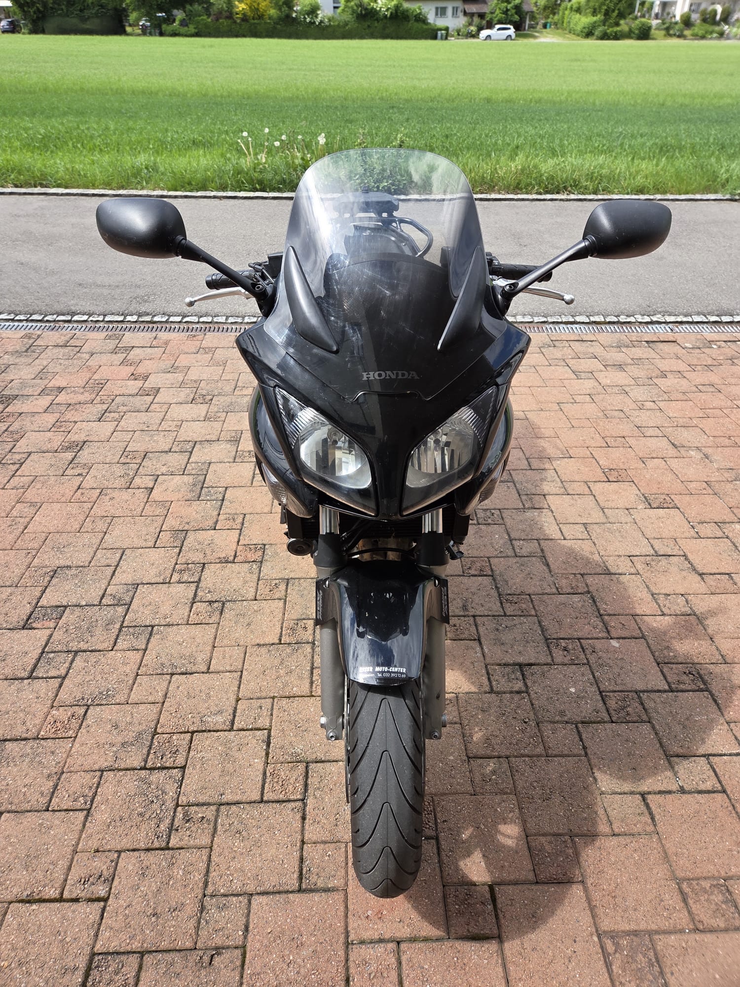 HONDA CBF 1000 ABS-image-1