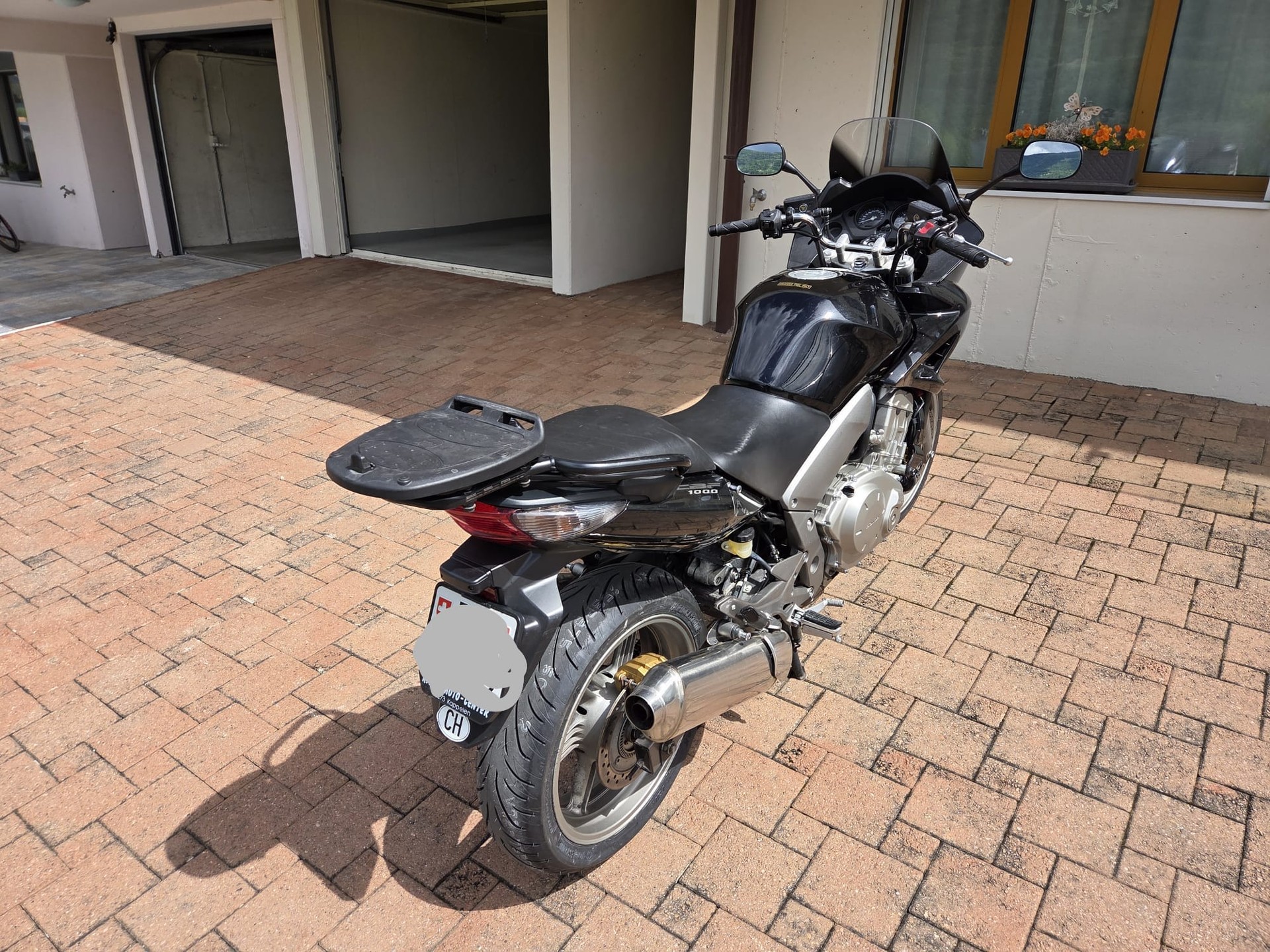 HONDA CBF 1000 ABS-image-4