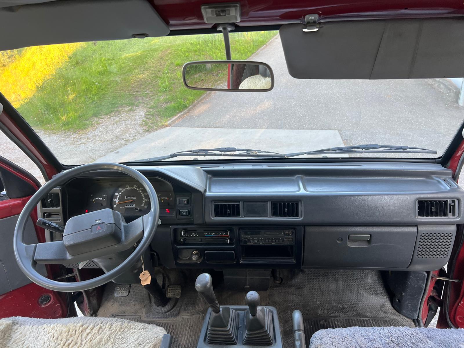 MITSUBISHI 4x4 2.3 B-image-5
