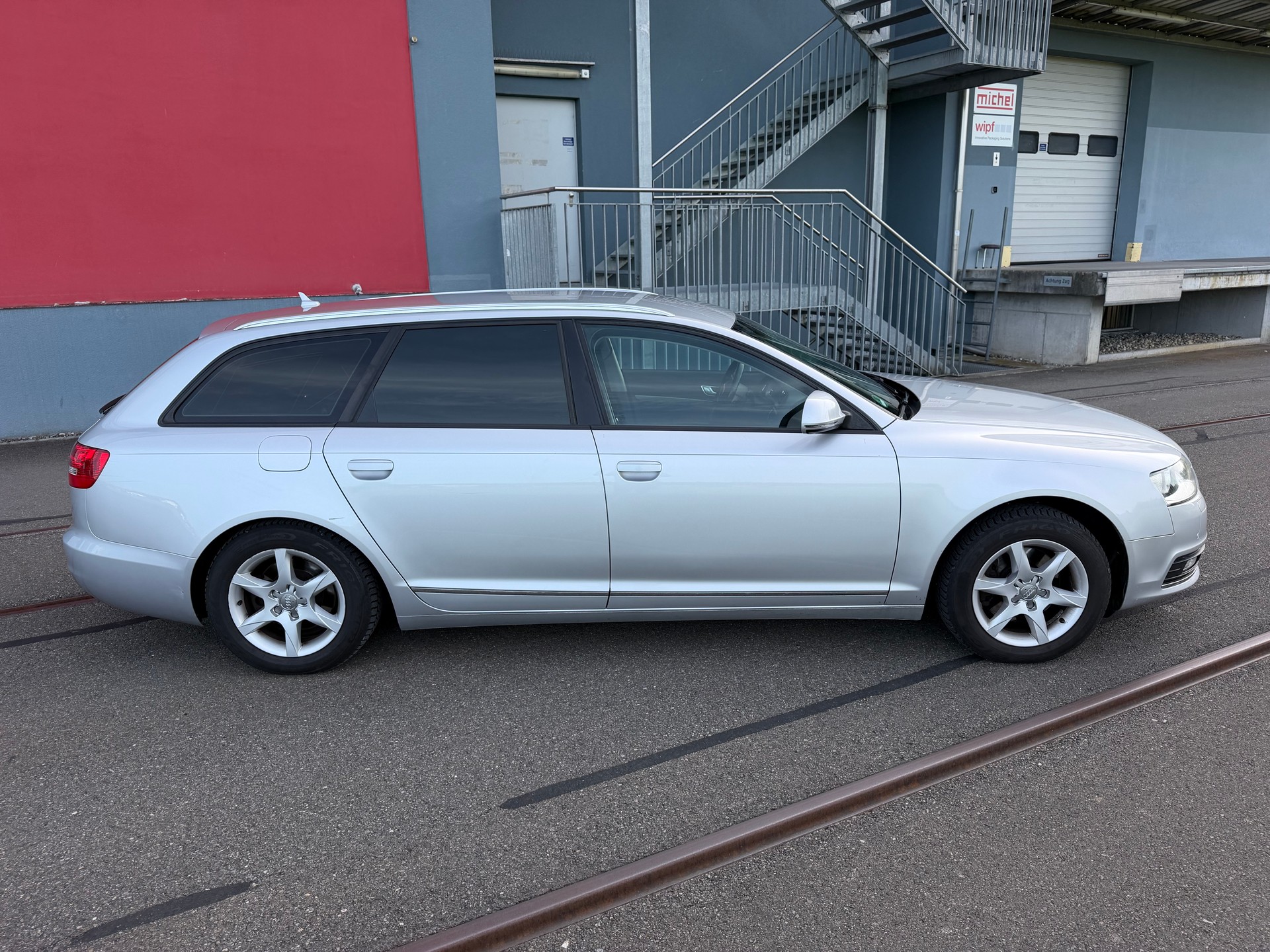 AUDI A6 Avant 2.0 TDIe-image-7
