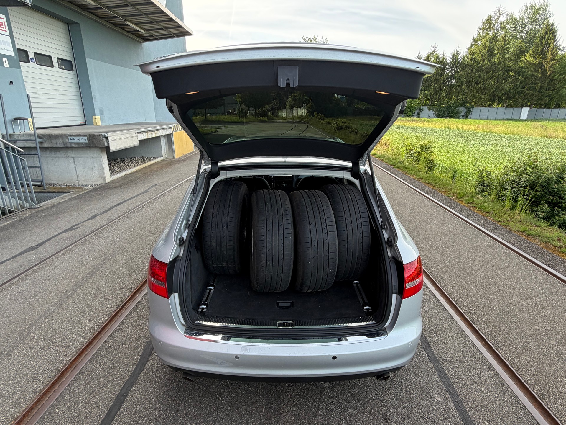 AUDI A6 Avant 2.0 TDIe-image-10