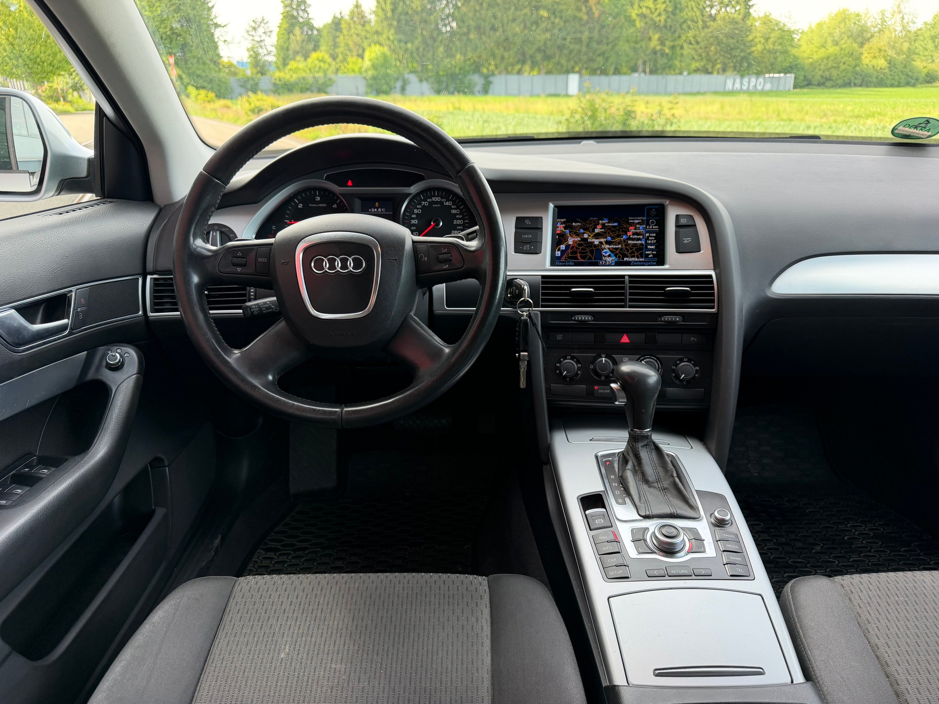 AUDI A6 Avant 2.0 TDIe-image-8