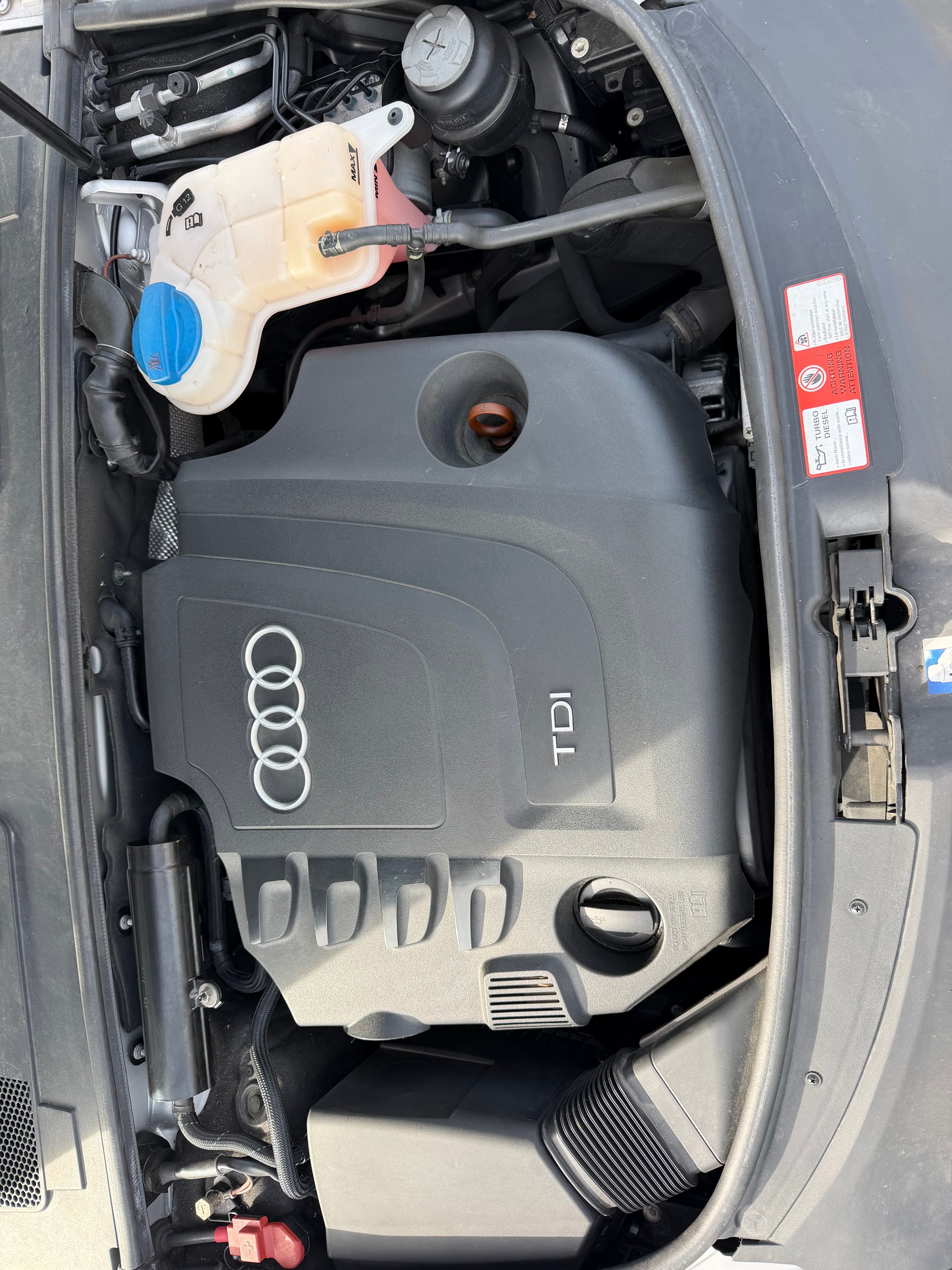 AUDI A6 Avant 2.0 TDIe-image-12