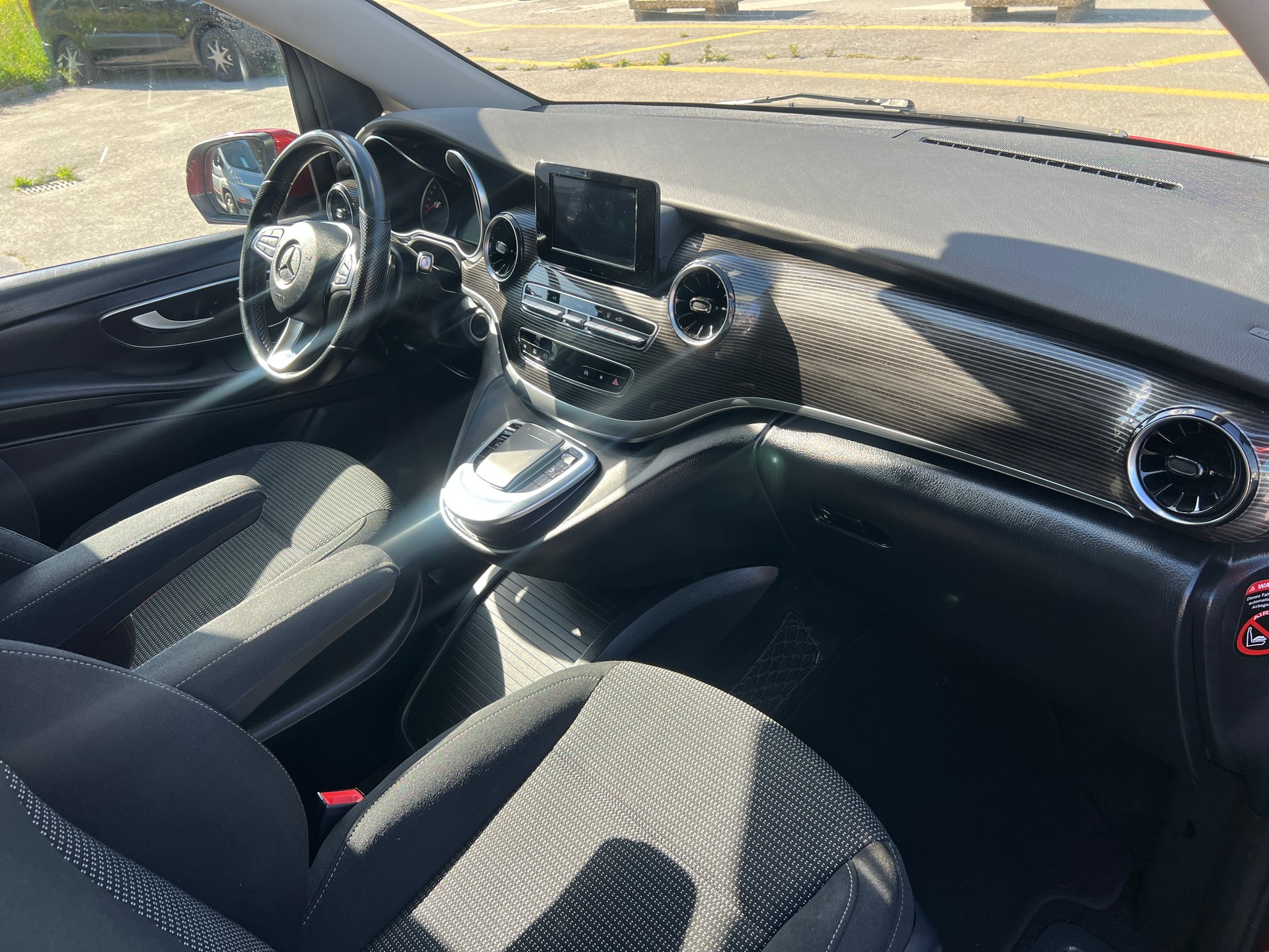 MERCEDES-BENZ V 250 d lang Trend 9G-Tronic-image-9