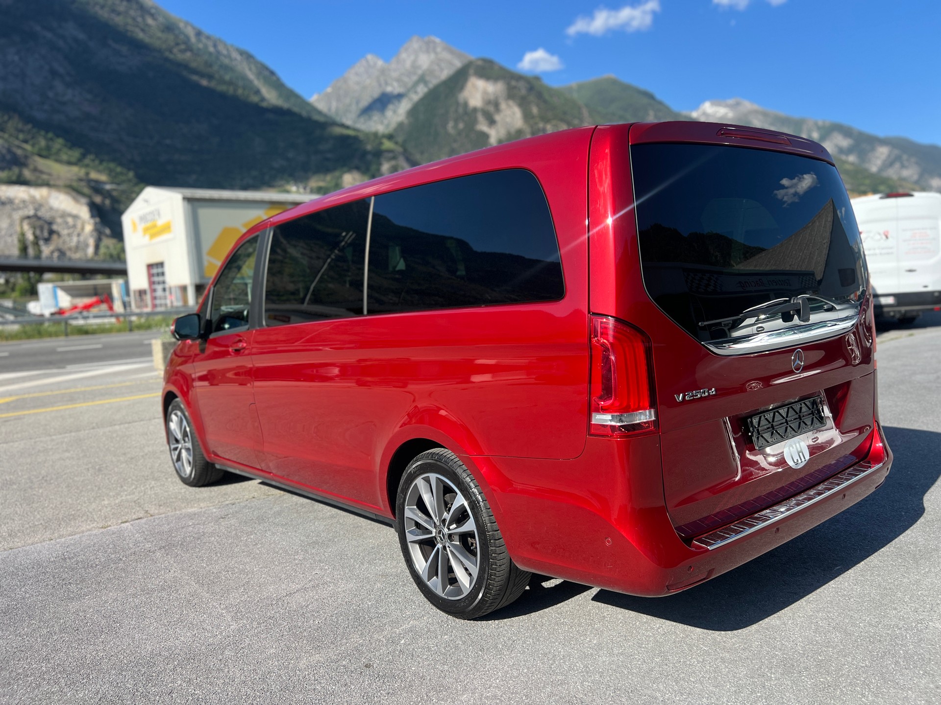 MERCEDES-BENZ V 250 d lang Trend 9G-Tronic-image-4