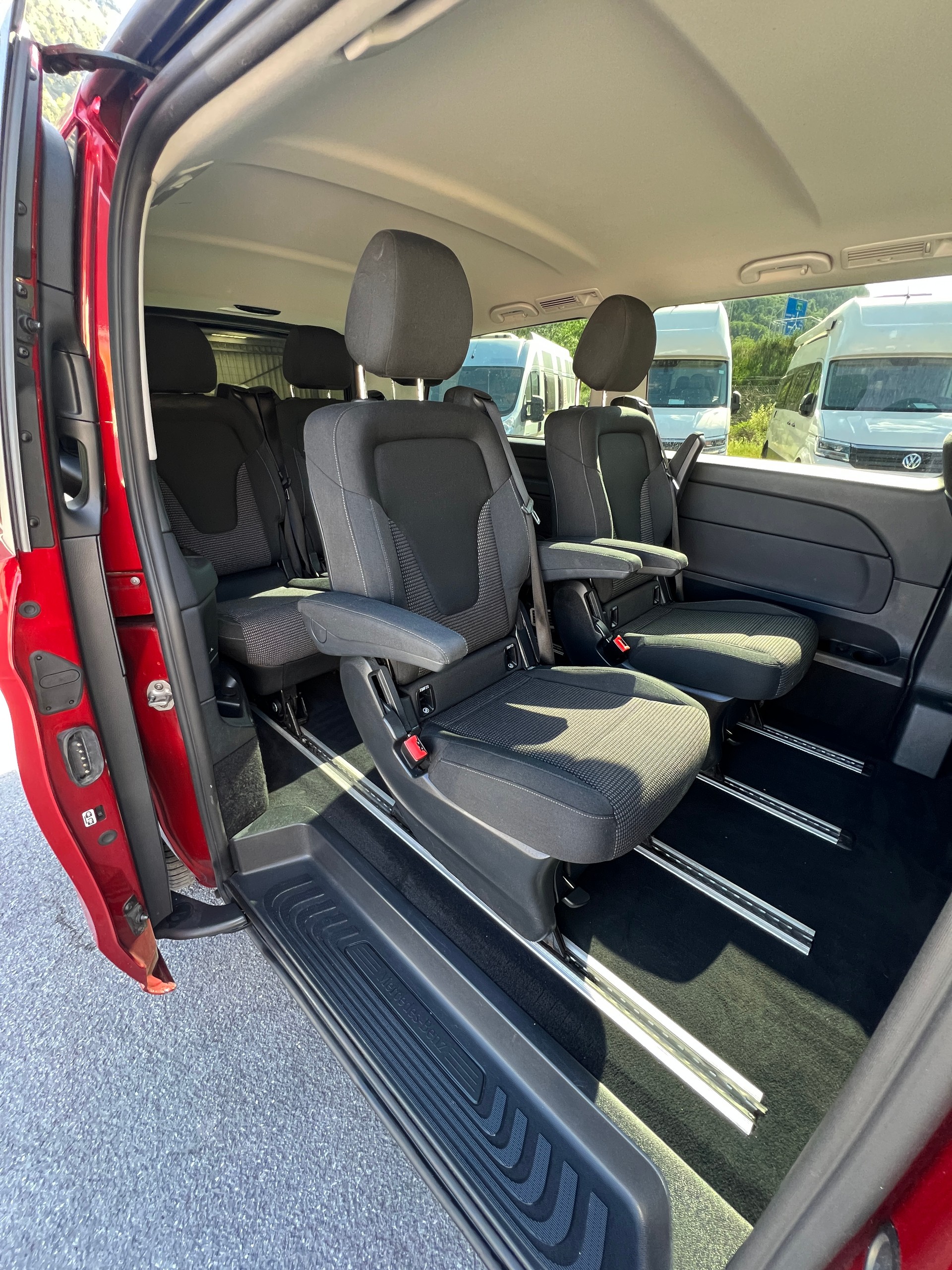 MERCEDES-BENZ V 250 d lang Trend 9G-Tronic-image-11