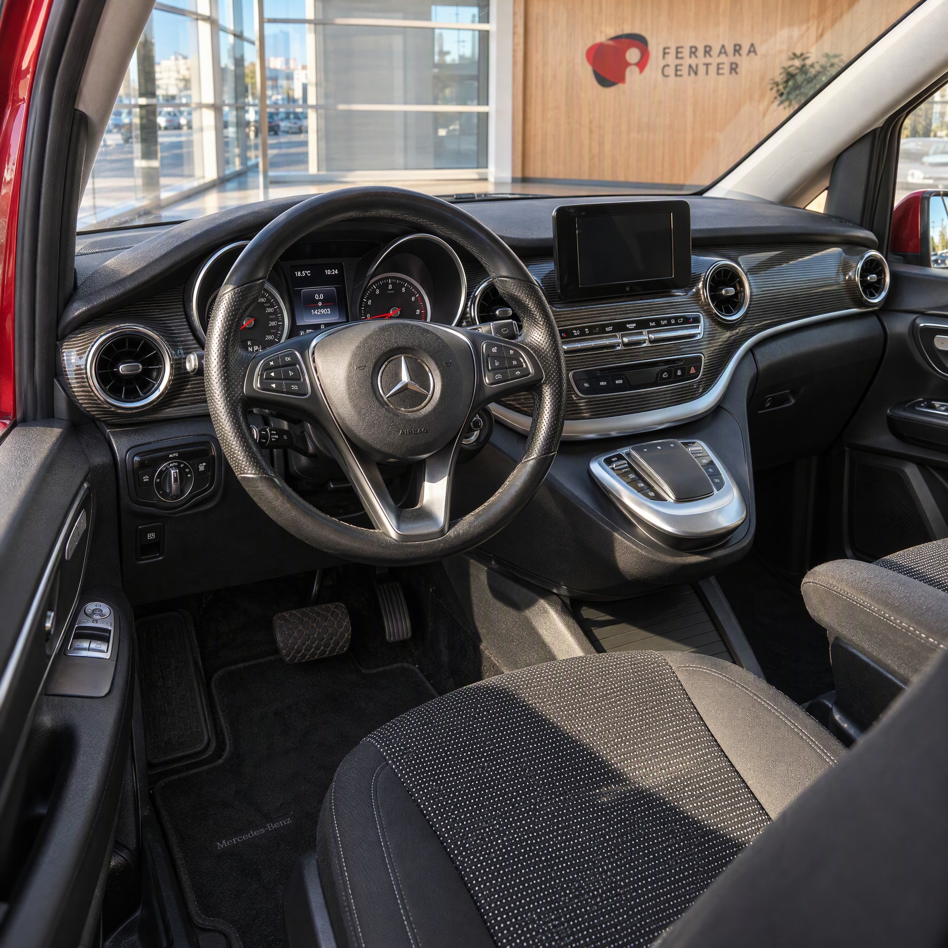 MERCEDES-BENZ V 250 d lang Trend 9G-Tronic-image-10
