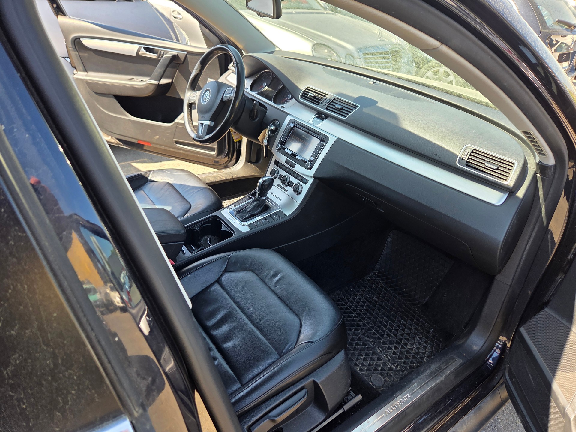 VW Passat Alltrack 2.0 TSI 4Motion DSG-image-7