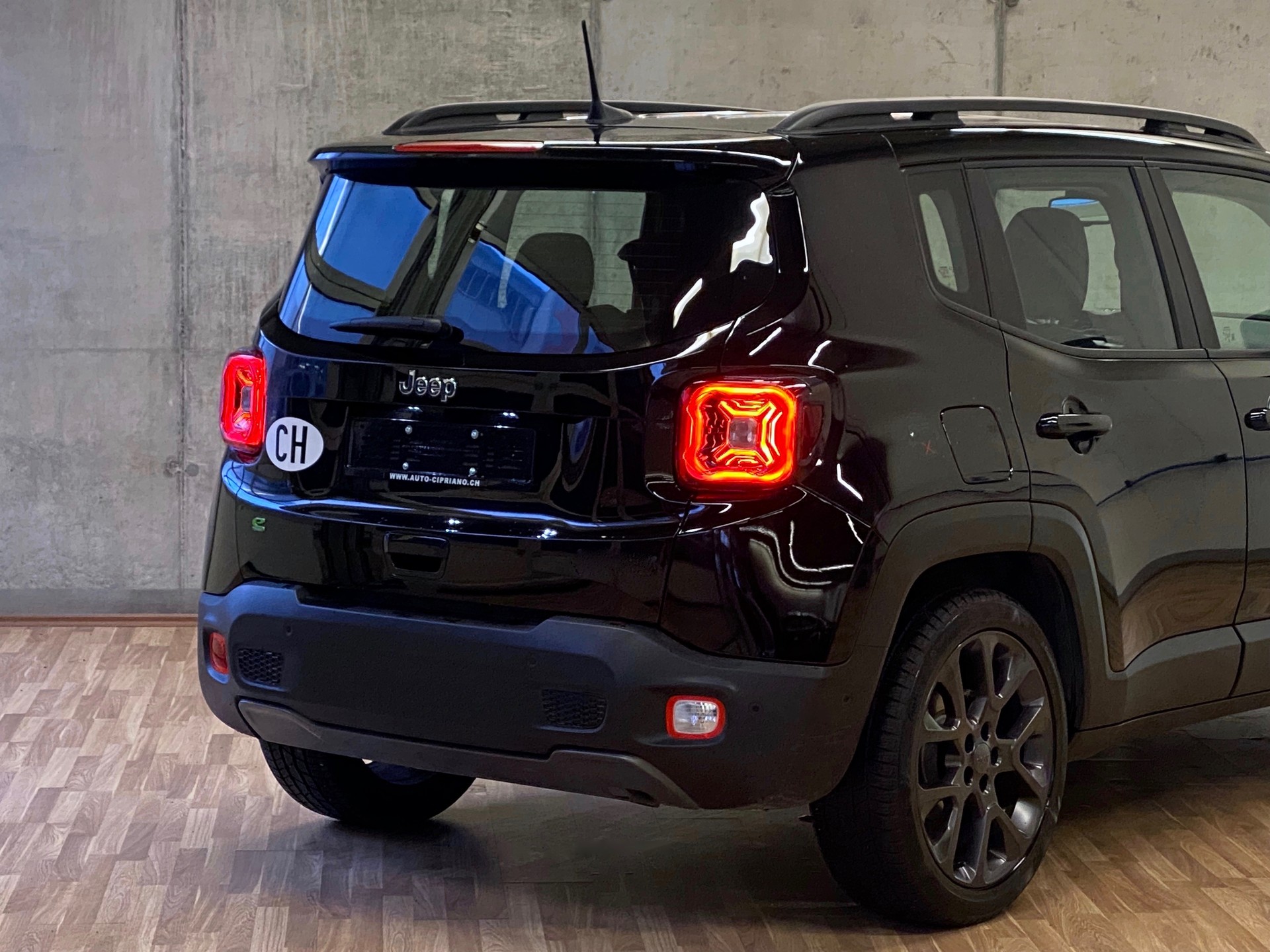 JEEP Renegade 1.5 *MildHybrid*Swiss*Summit*Sky*-image-30