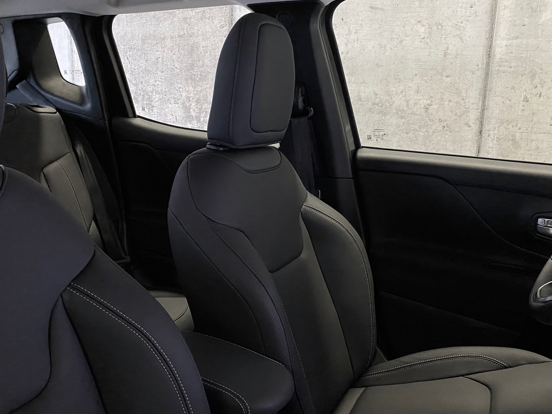 JEEP Renegade 1.5 *MildHybrid*Swiss*Summit*Sky*-image-5